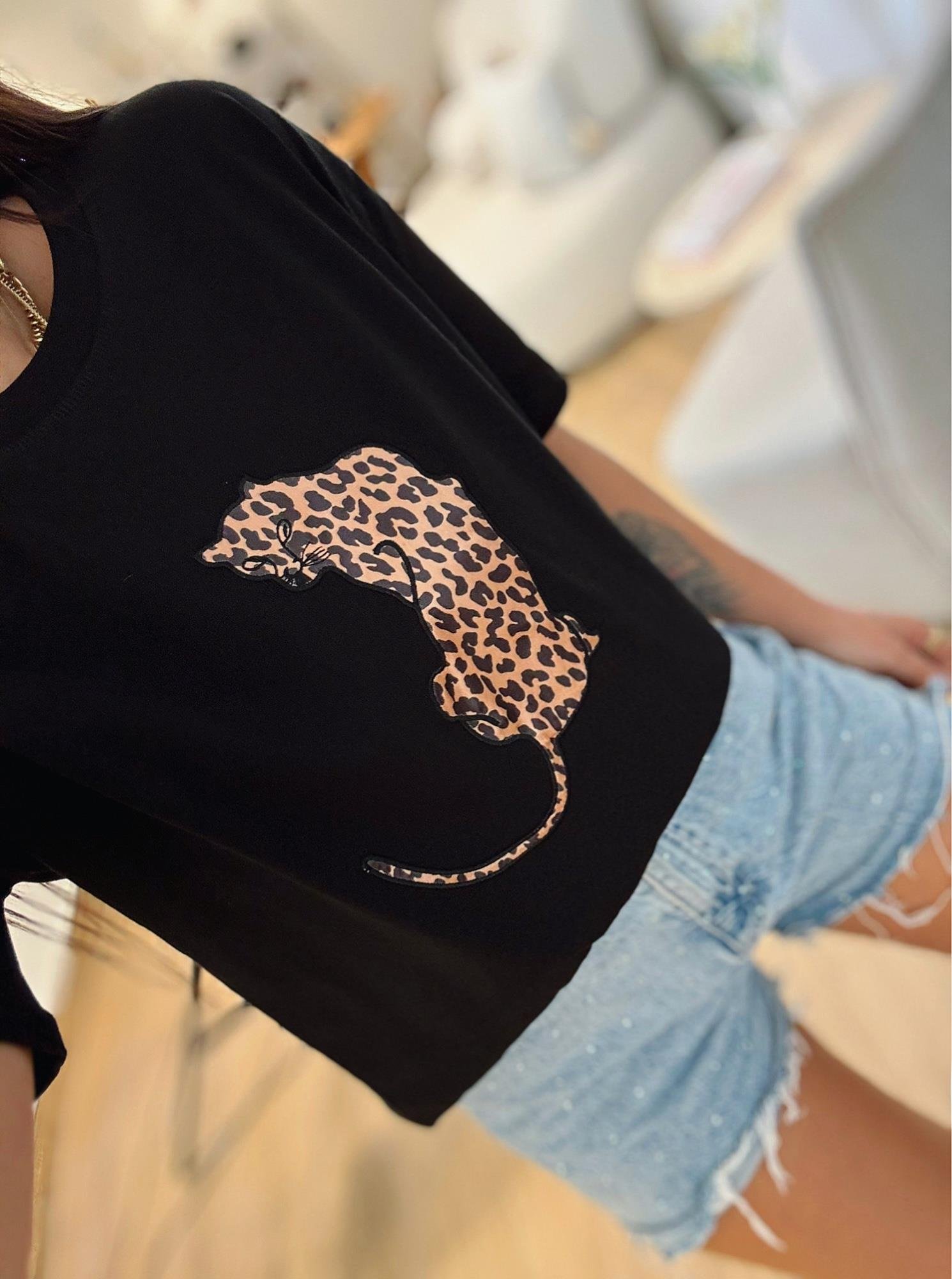 Leopar Baskı Siyah Tshirt
