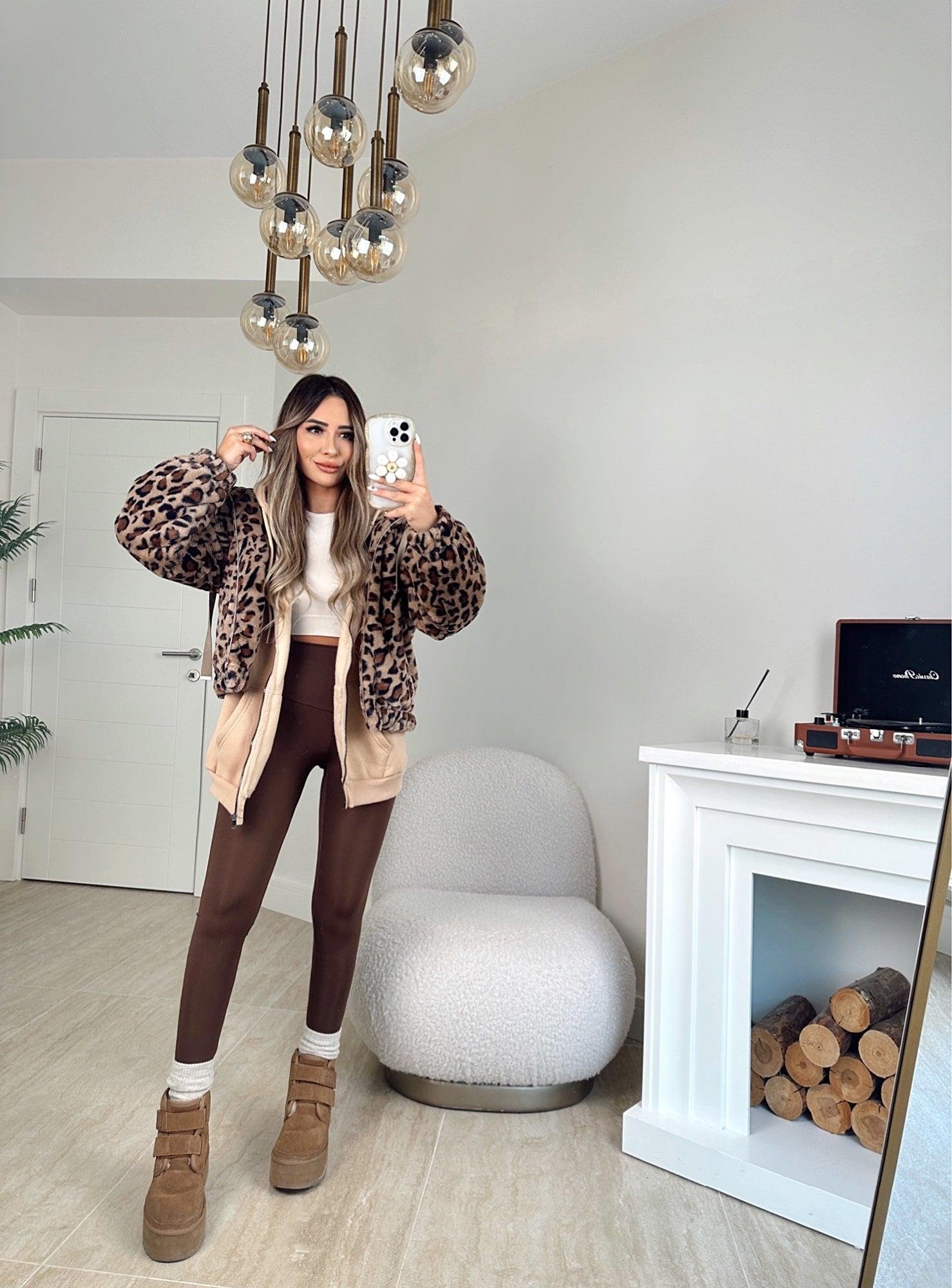 Leopar Kapişonlu Peluş Mont