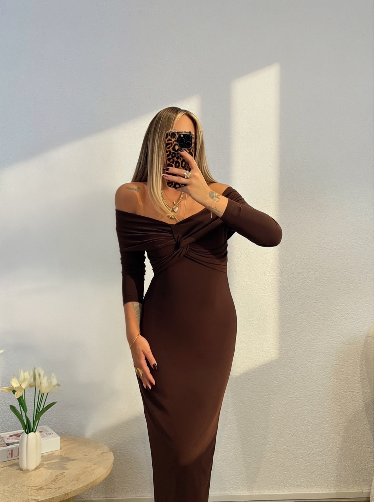Madonna Yaka Kahve Midi Elbise