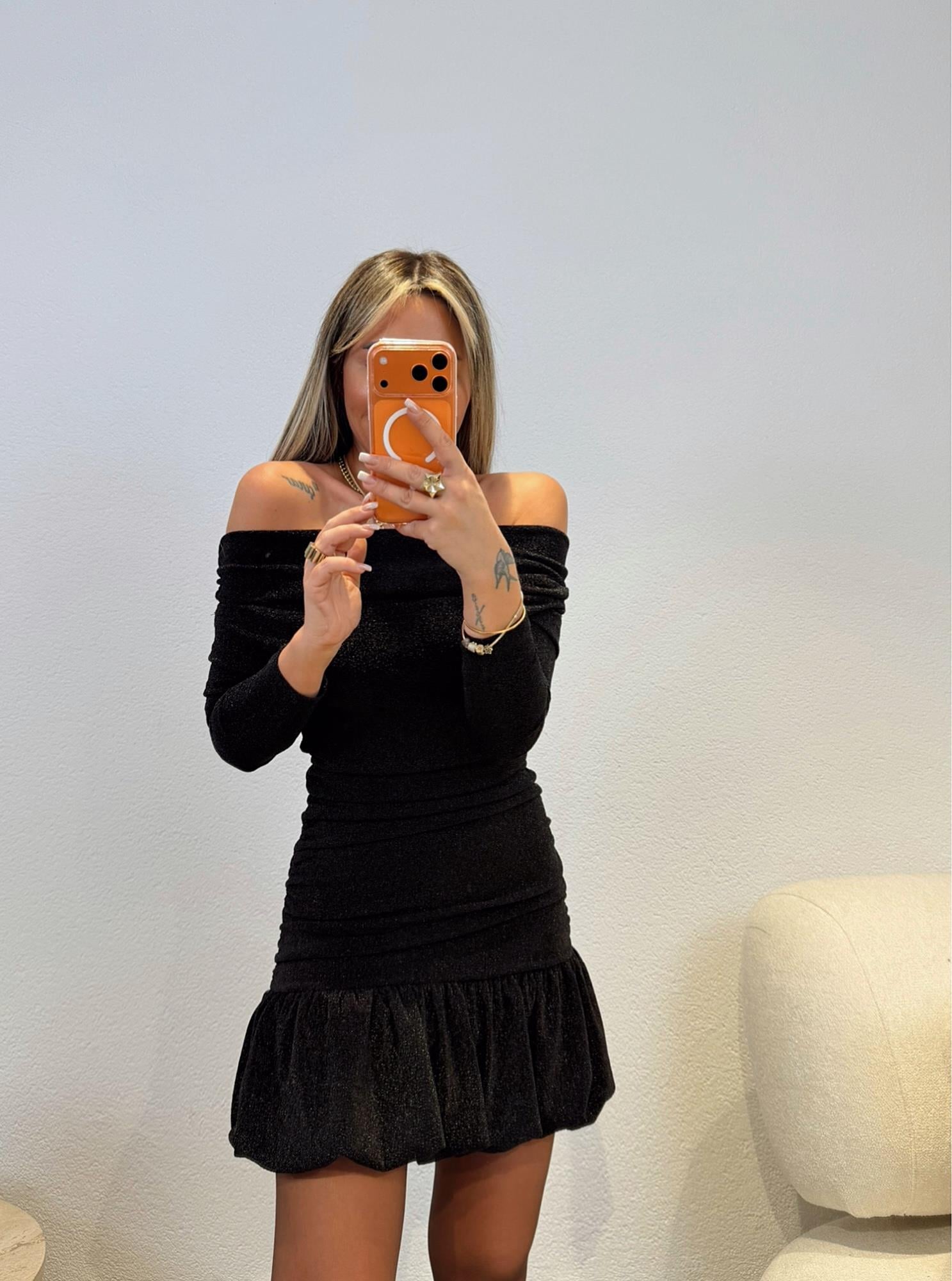 Madonna Yaka Simli Mini Elbise