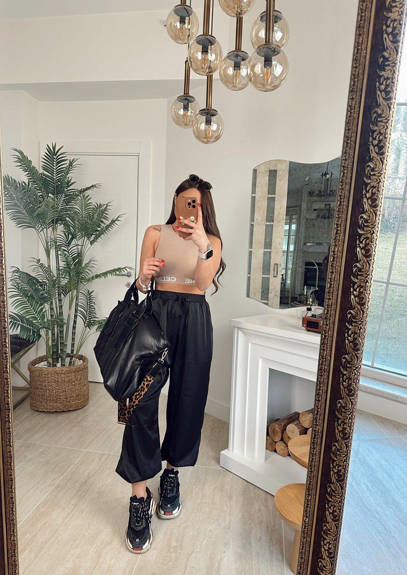 Marka Model Halter Yaka Taba Crop