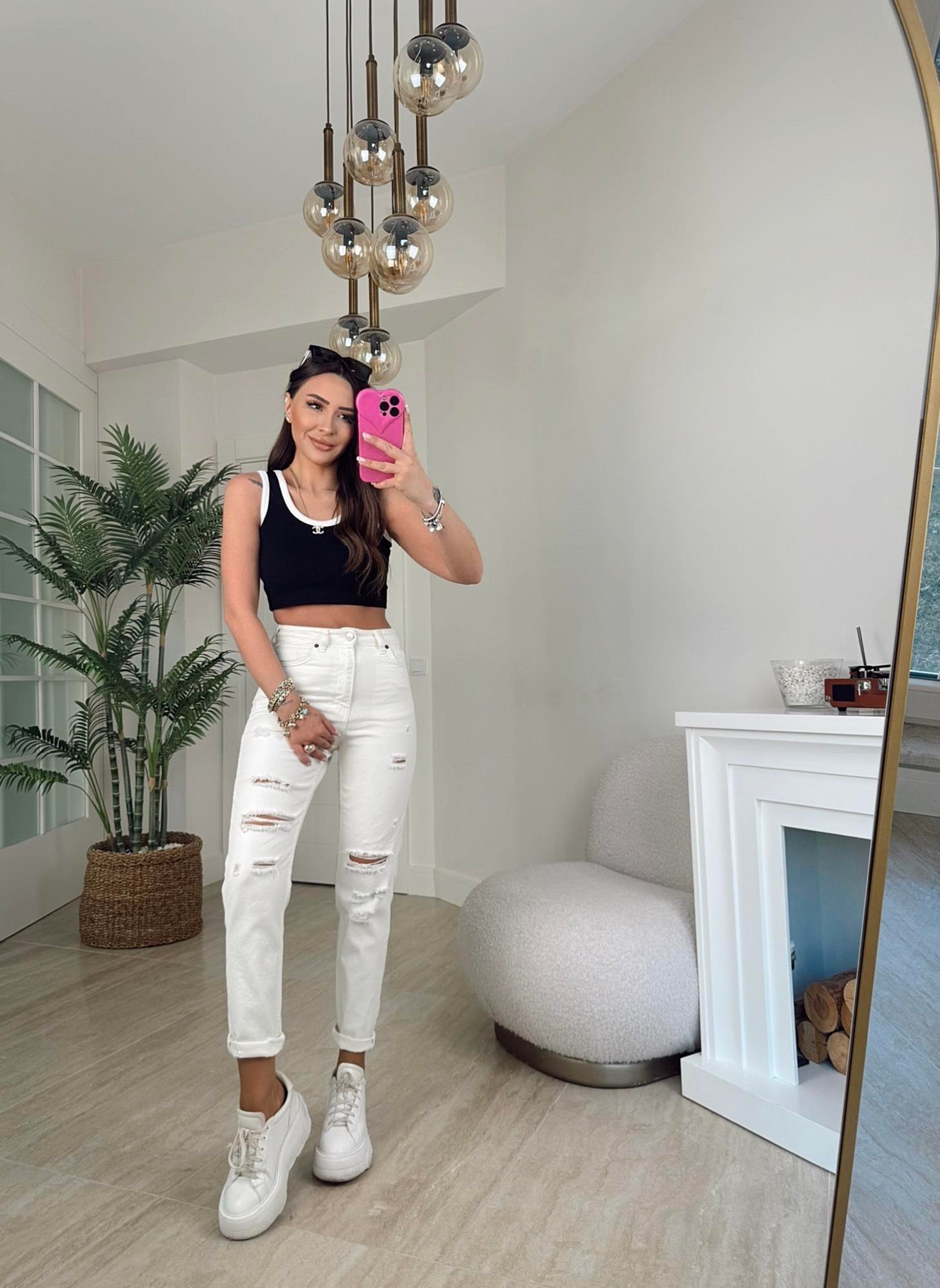 Marka Model Siyah Crop Atlet