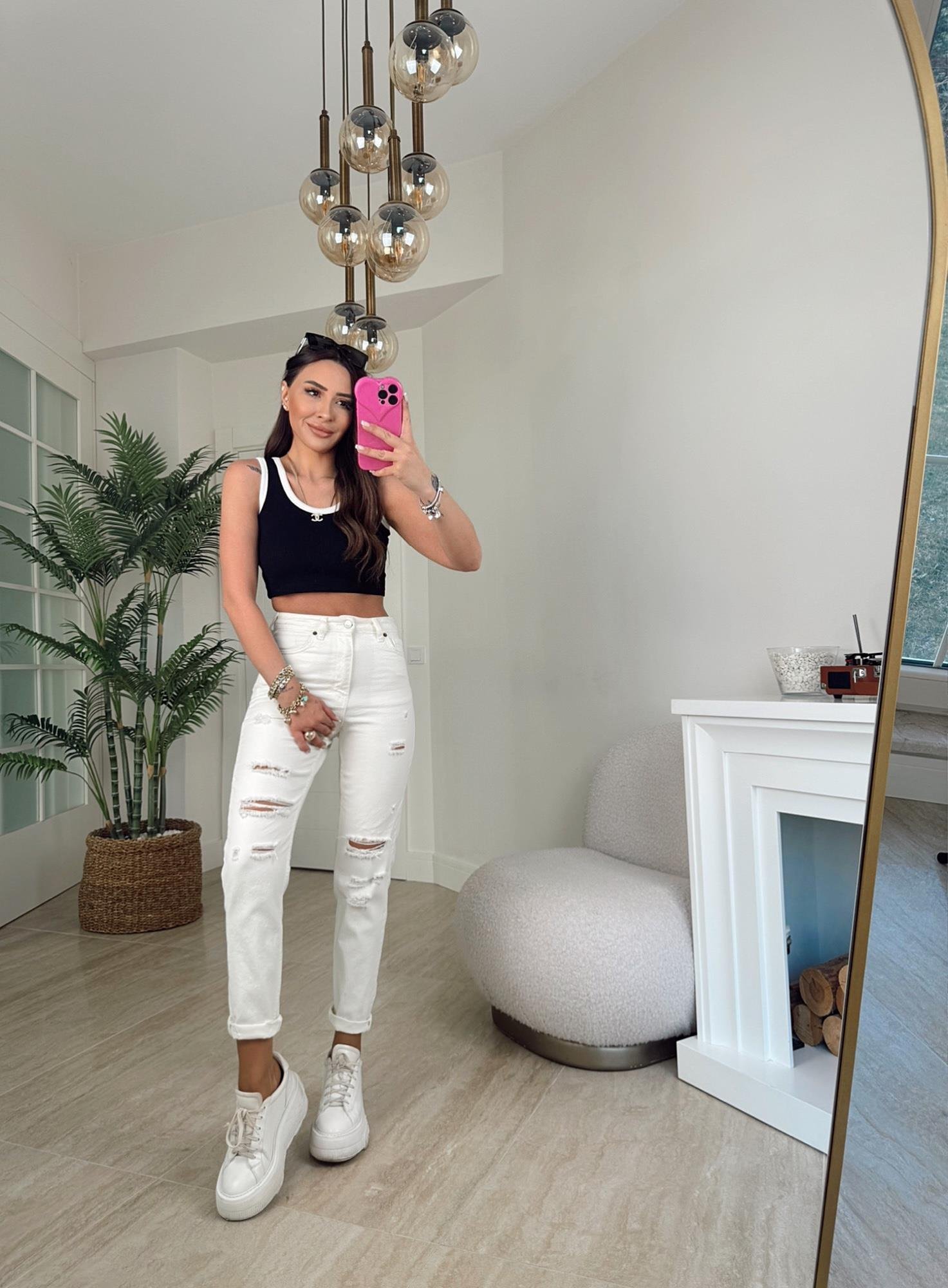Marka Model Siyah Crop Atlet