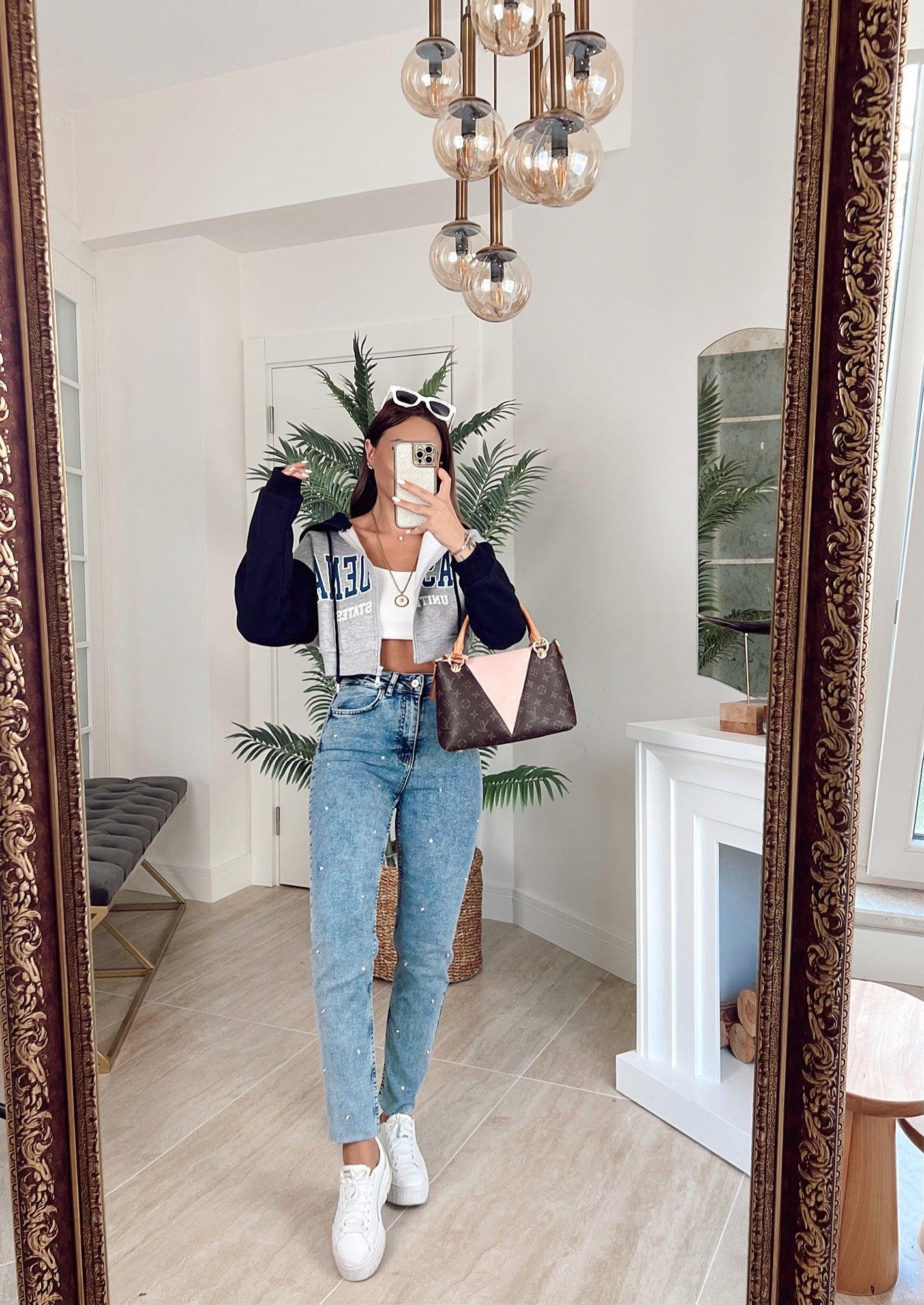 Mavi Kesik Paça Taşlı Mom Jean