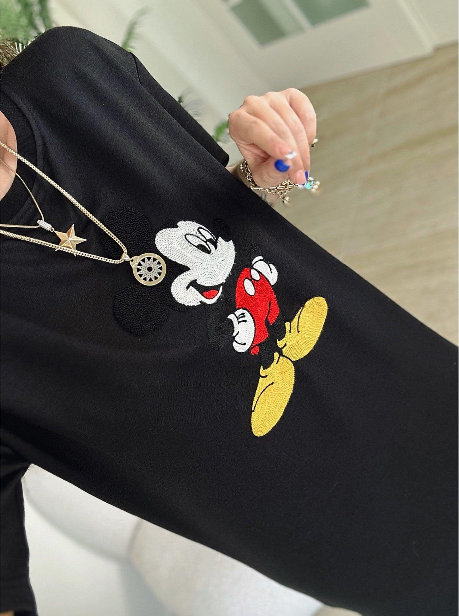 Mickey Mouse Yanları Yırtmaçlı Midi Boy Elbise