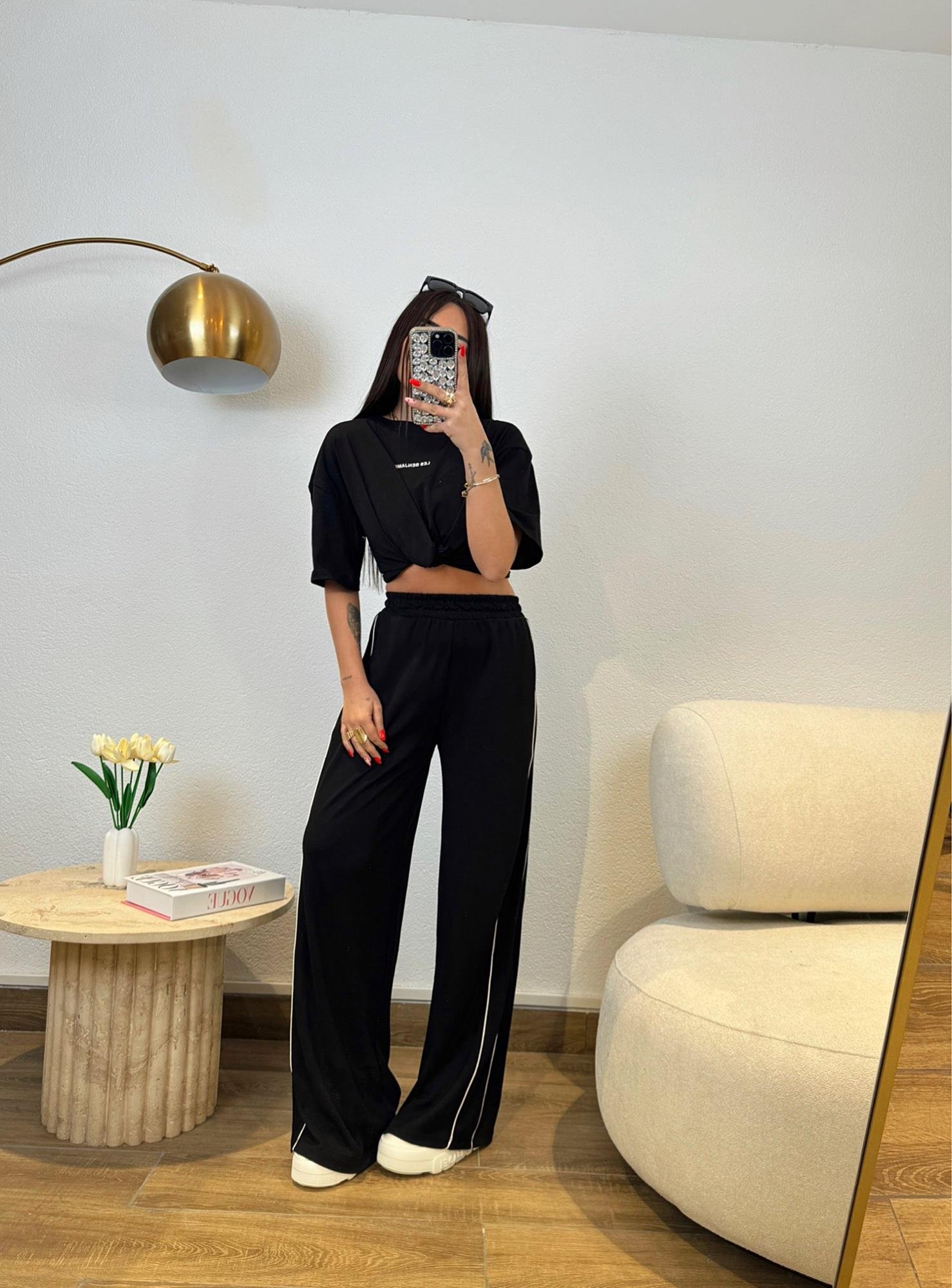 Modal Doku Biyeli Siyah Eşofman