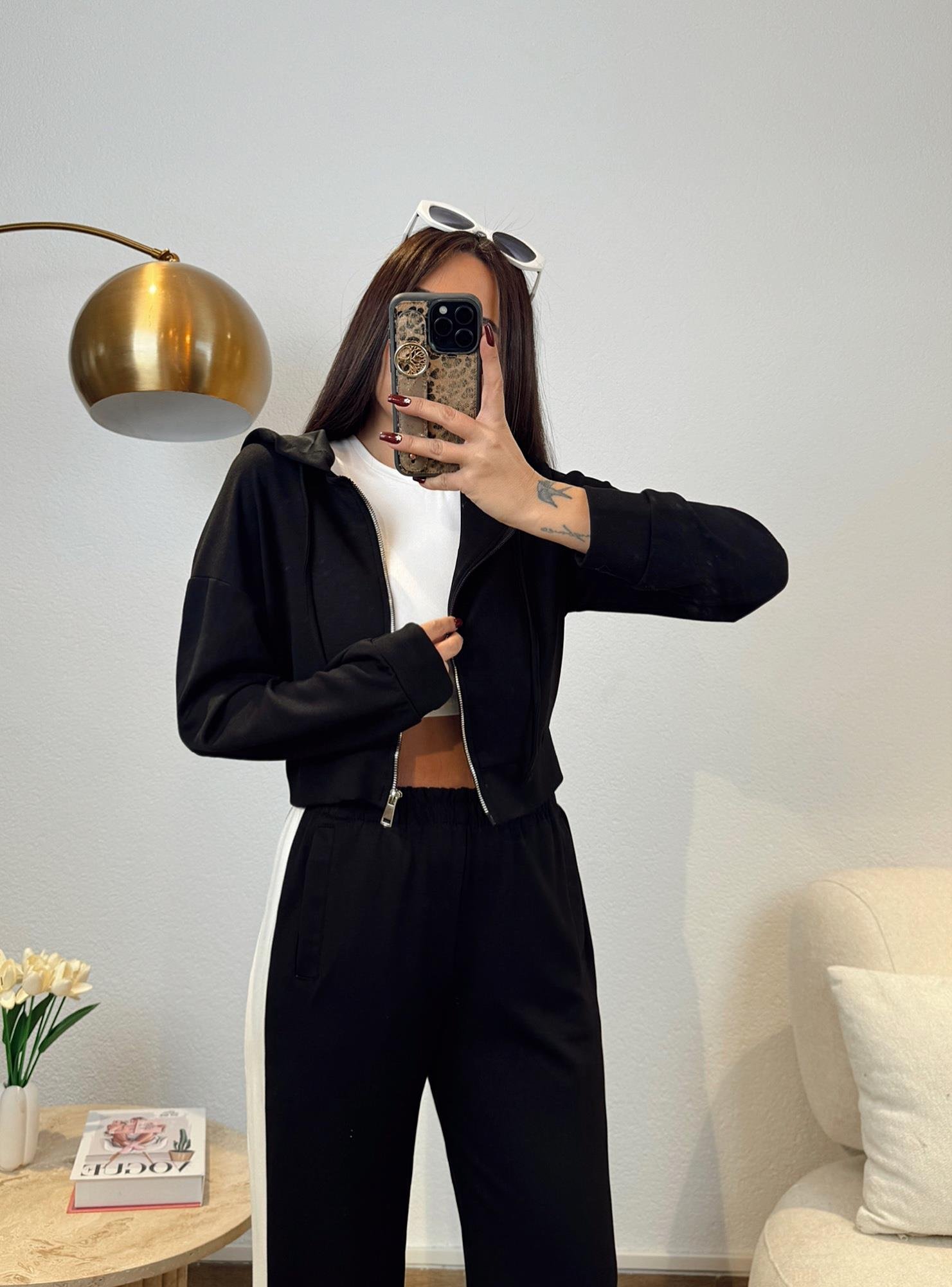 Modal Kapişonlu Crop Hırka