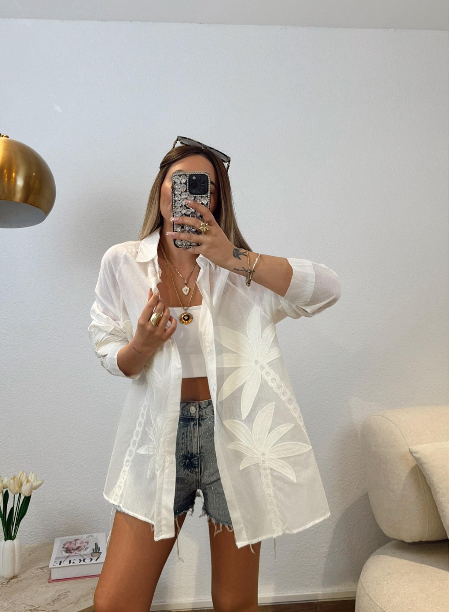 Nakış İşlemeli Oversize Keten Gömlek