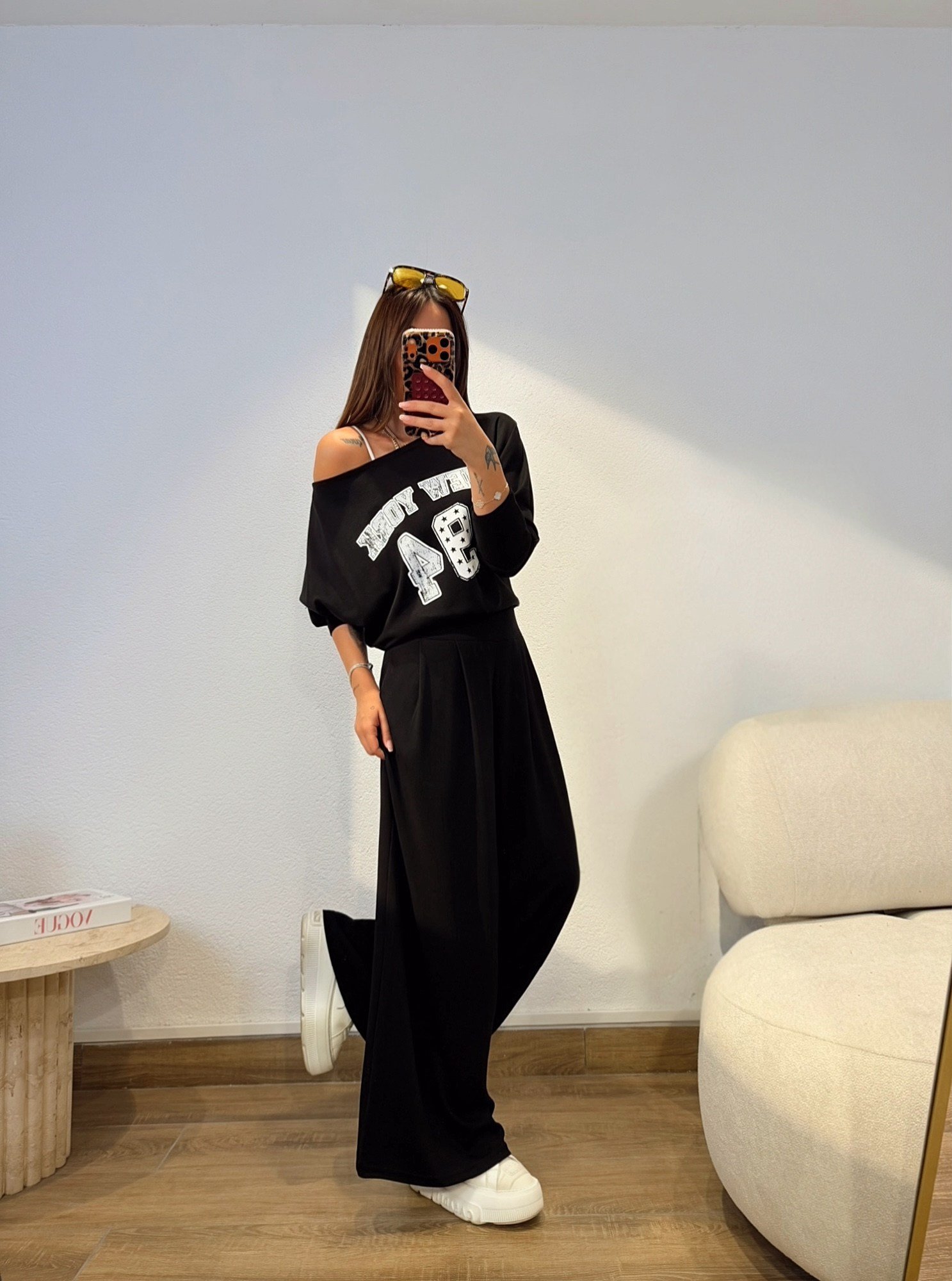 New York Düşük Omuz Modal Siyah Sweatshirt