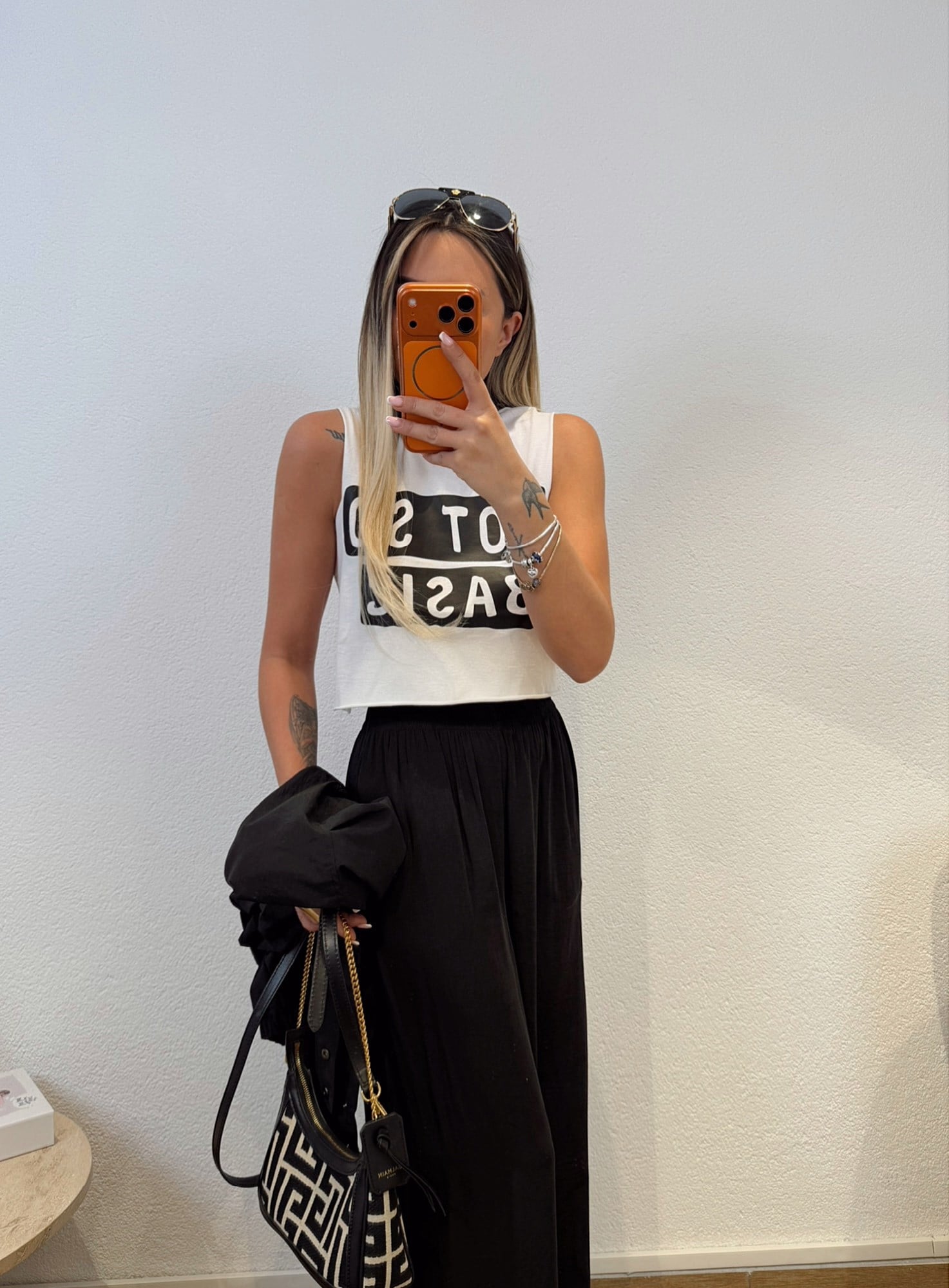 Not So Basic Beyaz Crop Tshirt