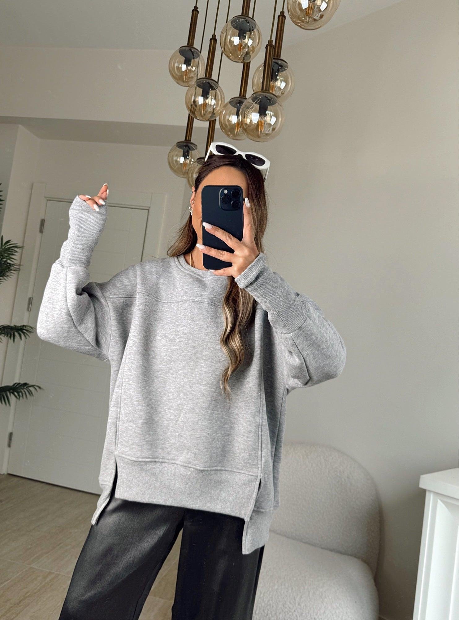 Önleri Yırtmaçlı Gri Sweatshirt