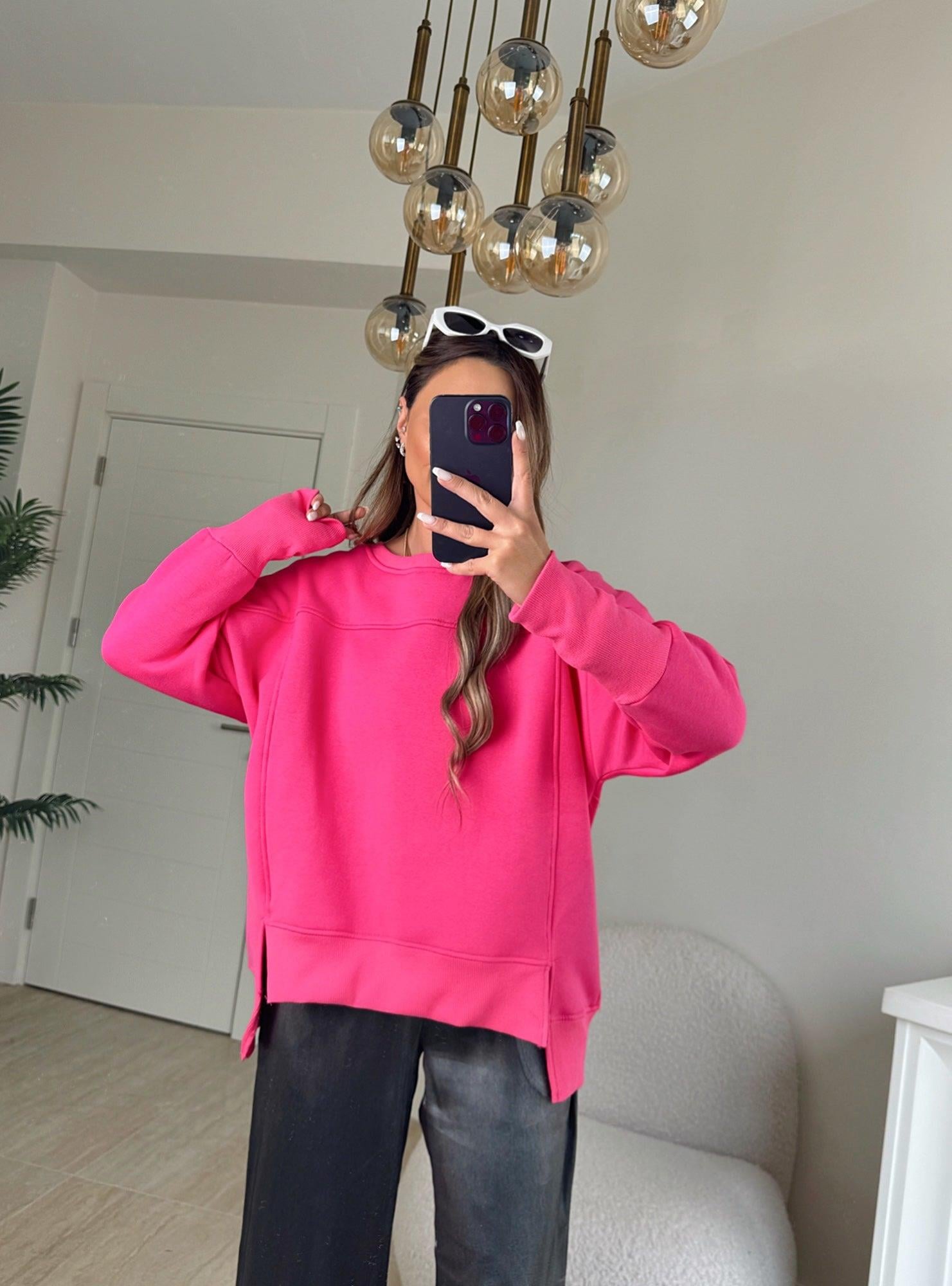 Önleri Yırtmaçlı Pembe Sweatshirt