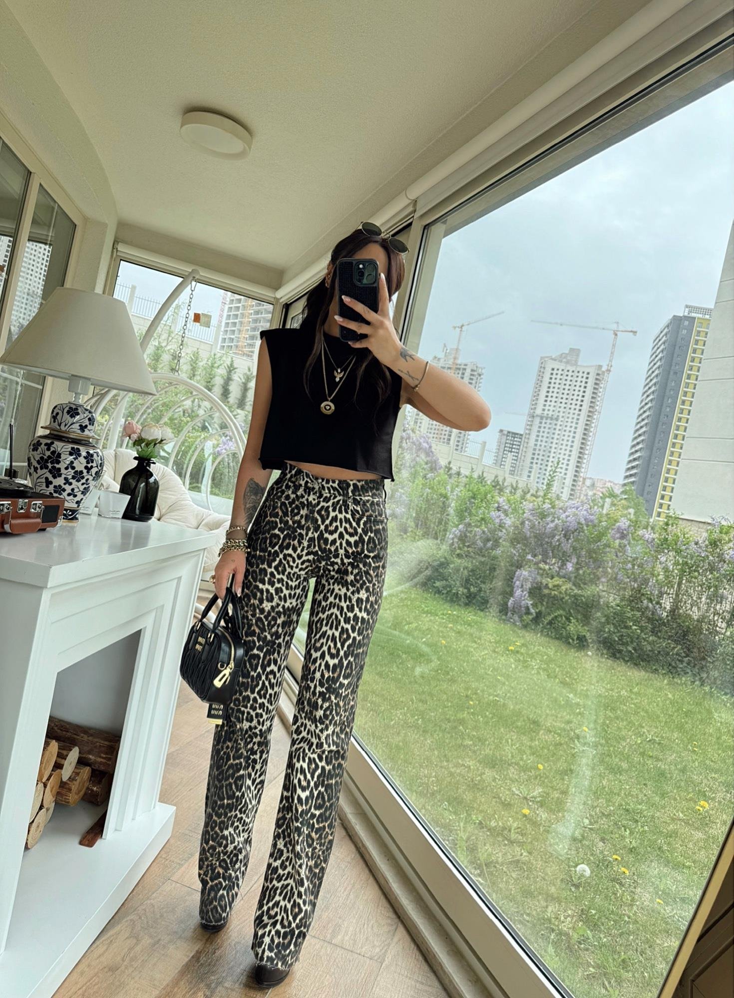 Orijinal Marka Siyah Crop Tshirt