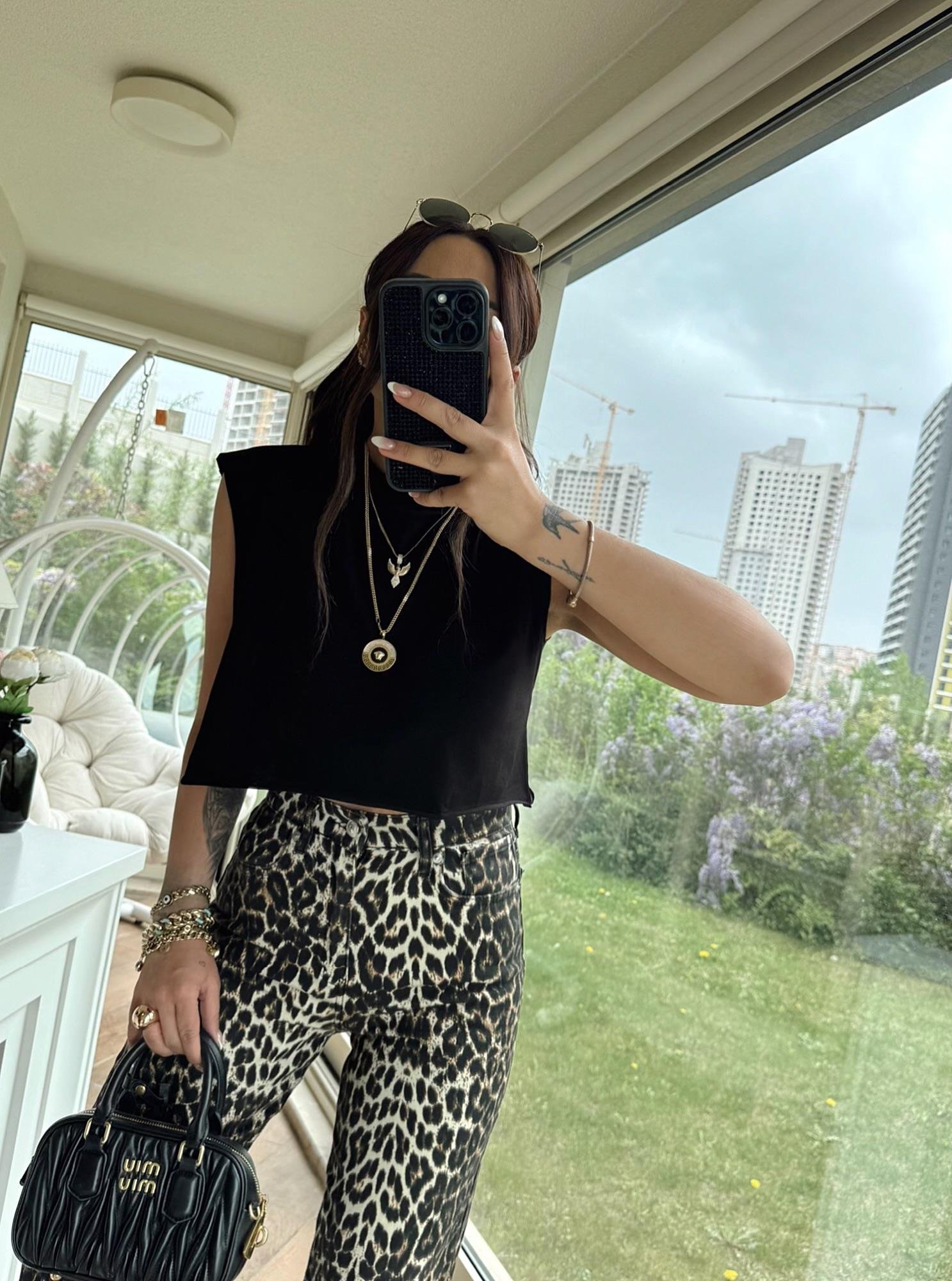 Orijinal Marka Siyah Crop Tshirt