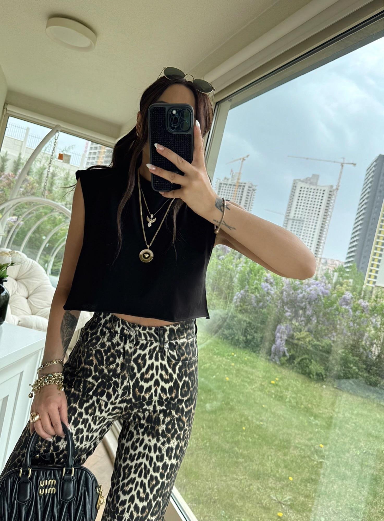 Orijinal Marka Siyah Crop Tshirt