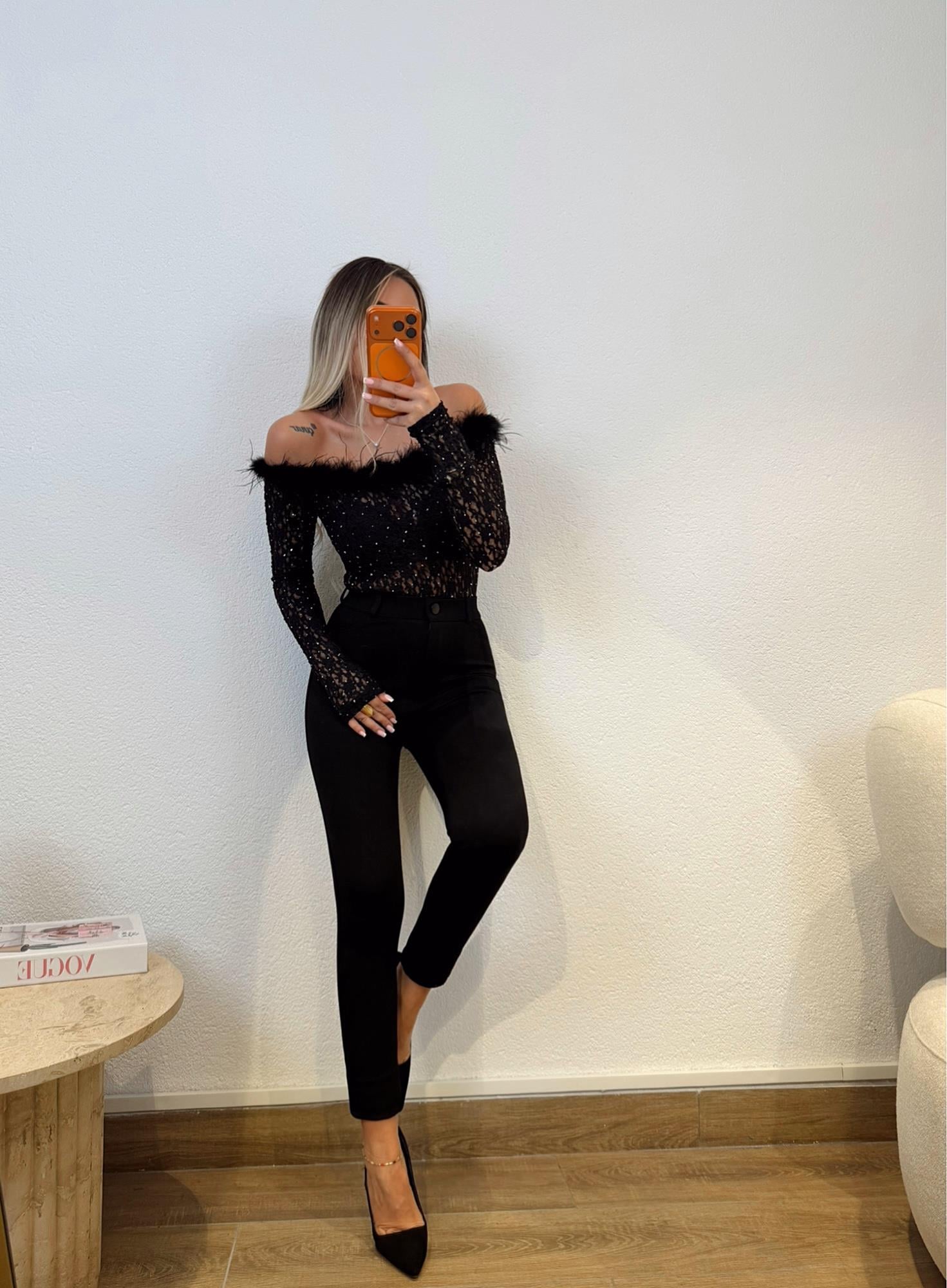 Otrişli Taş Detay Dantel Bodysuit
