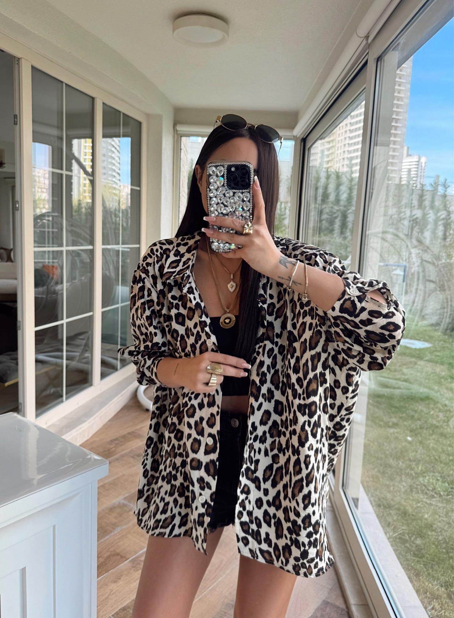 Oversize Bej Leopar Keten Gömlek