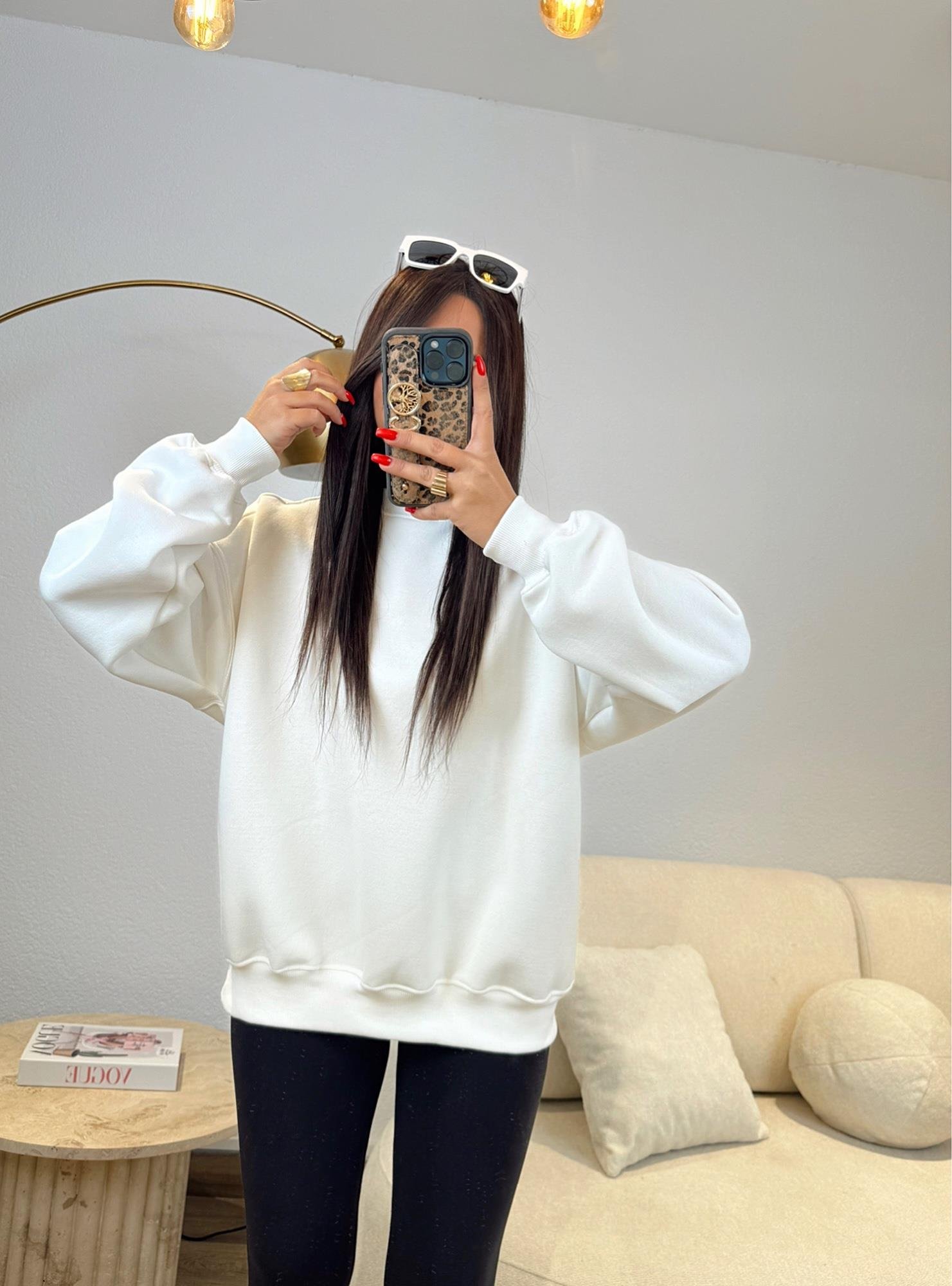 Oversize Şardonlu Basic Beyaz Sweatshirt