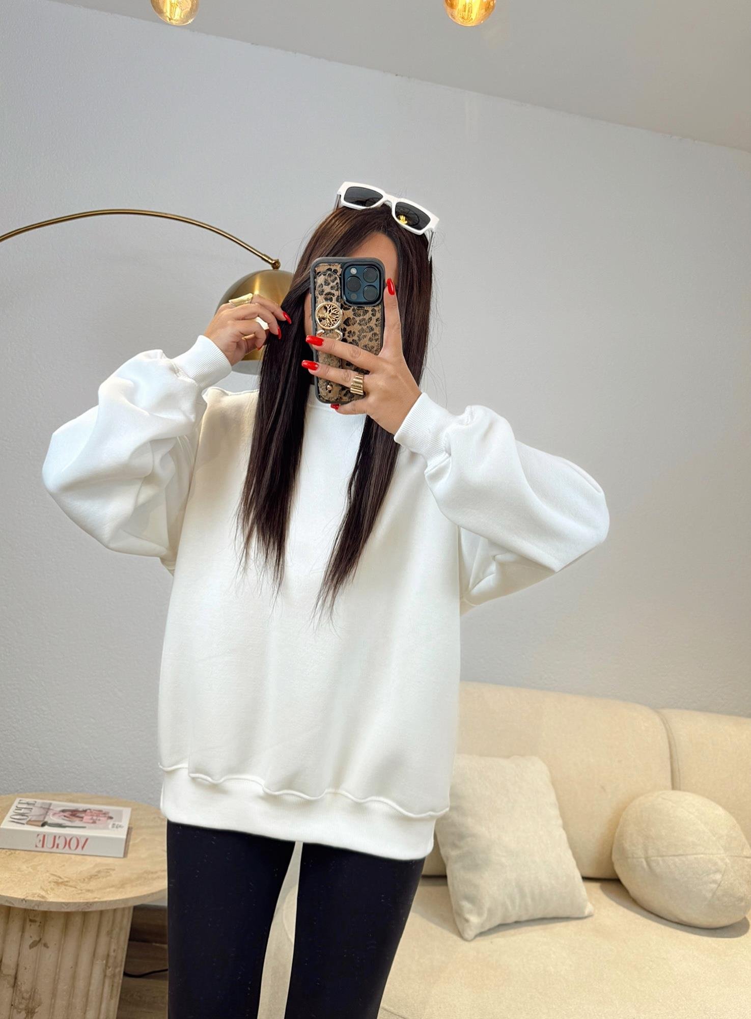 Oversize Şardonlu Basic Beyaz Sweatshirt