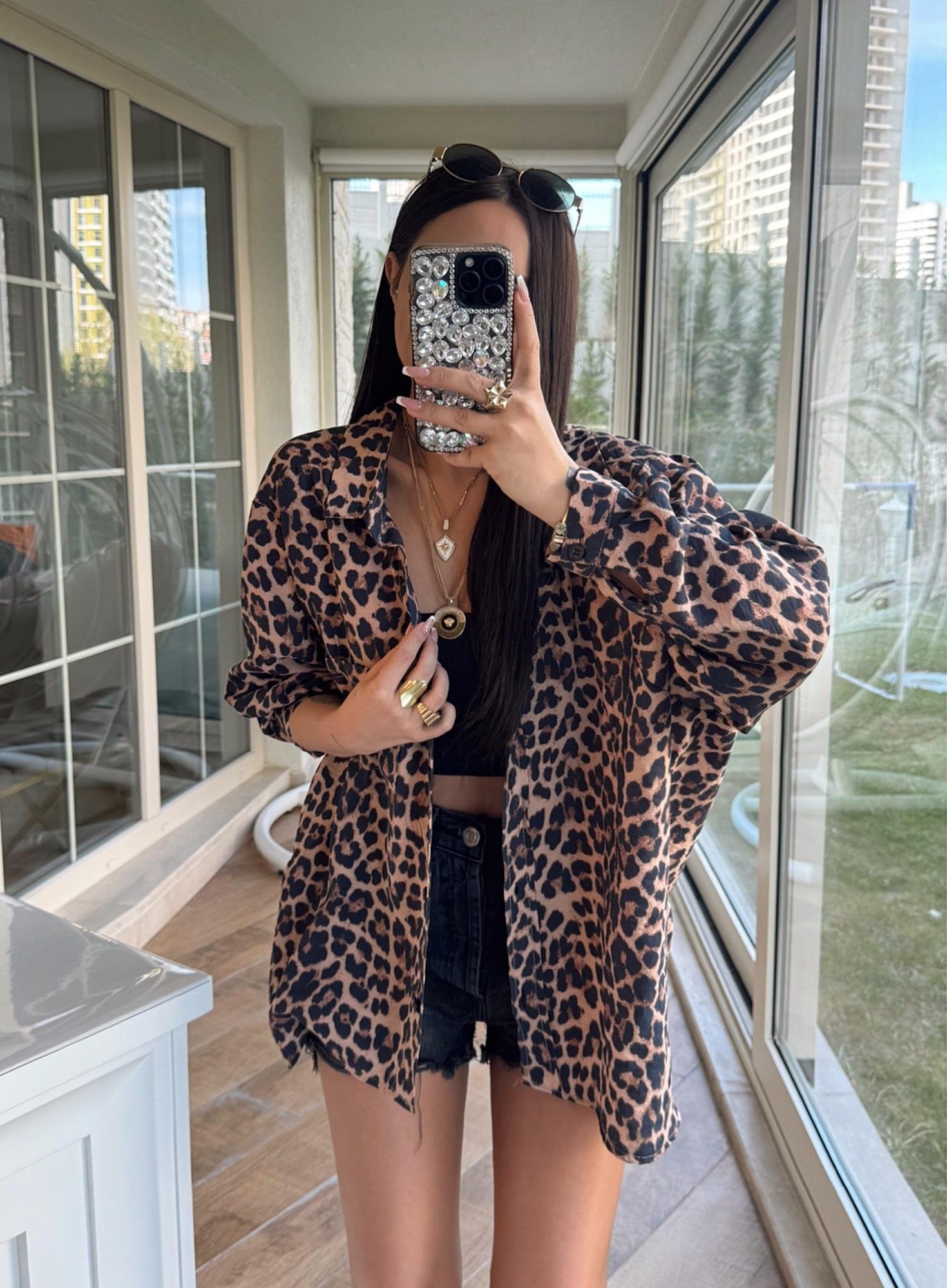 Oversize Siyah Leopar Keten Gömlek