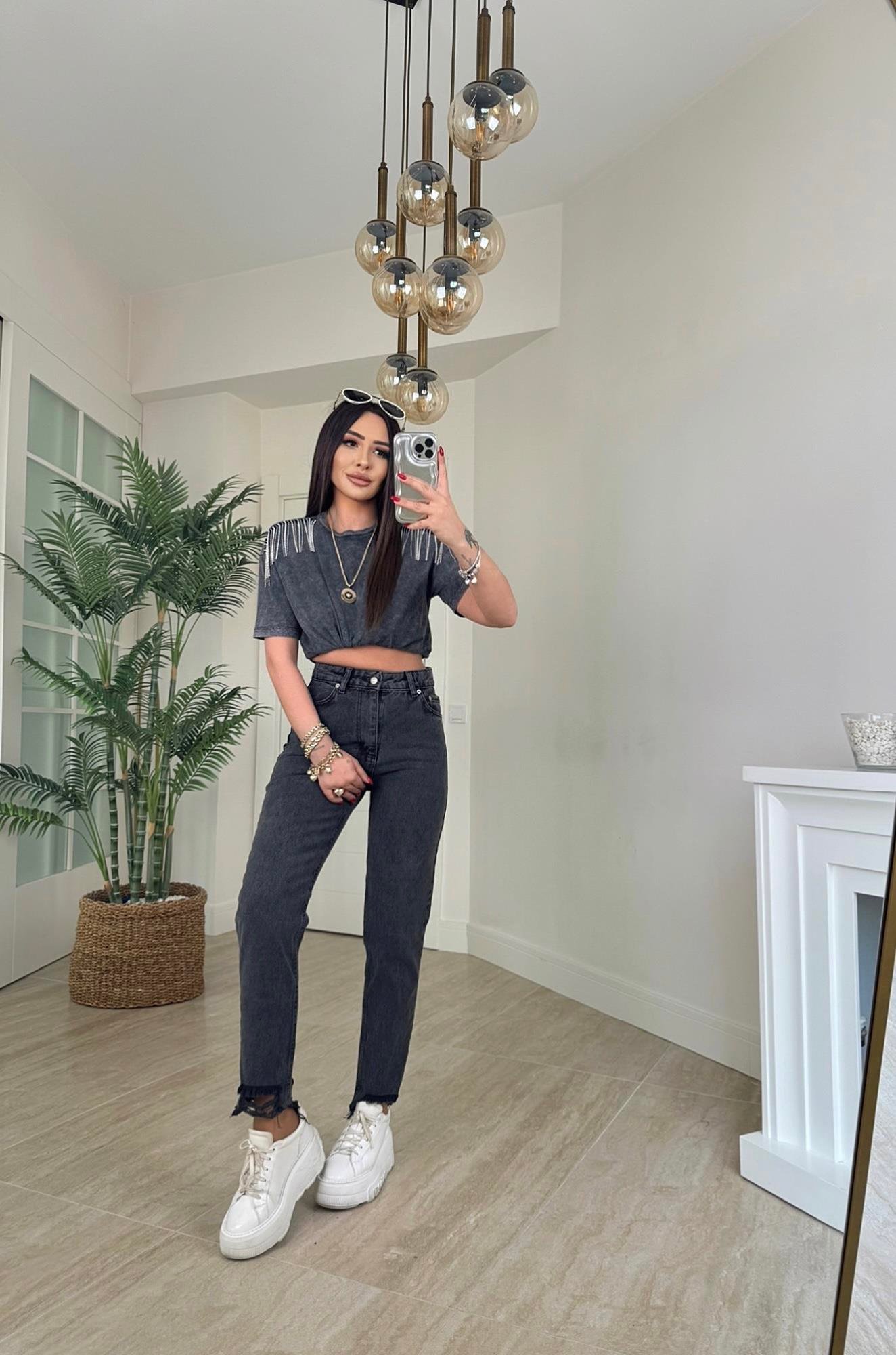 Paça Detay Antrasit Mom Jean