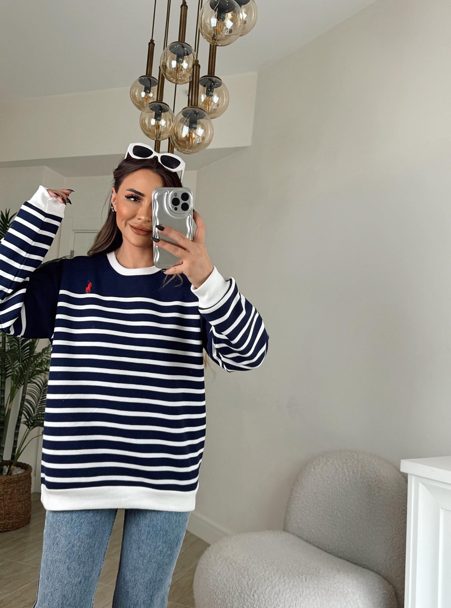 Paça Detay Buz Mavi Mom Jean