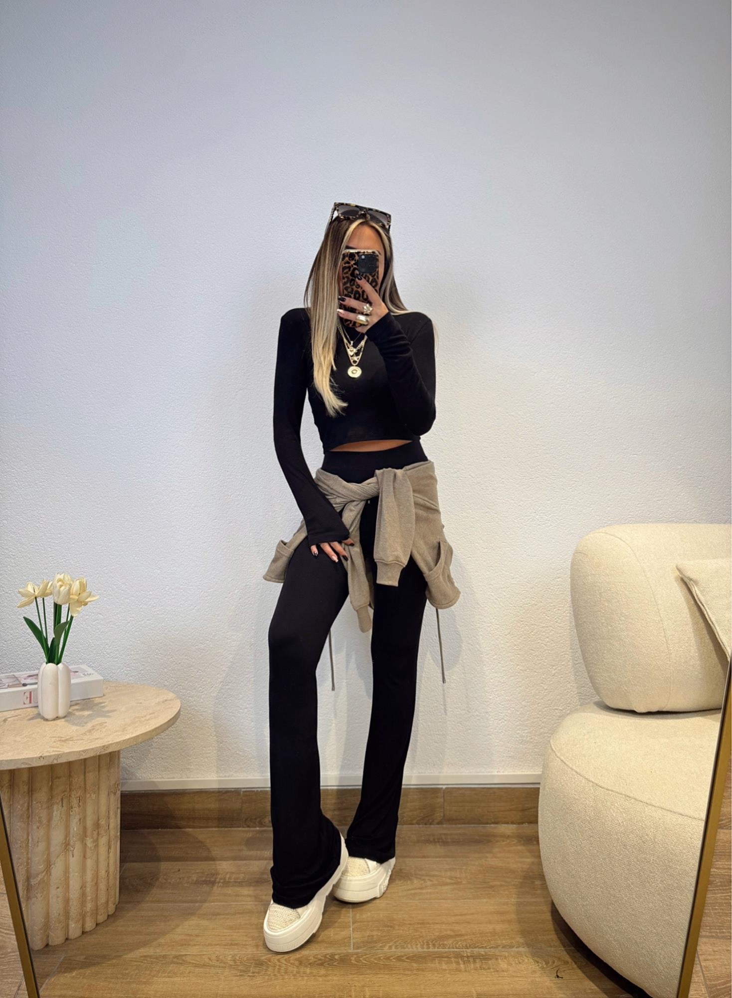 Pamuklu Crop&Pantolon Siyah Takım