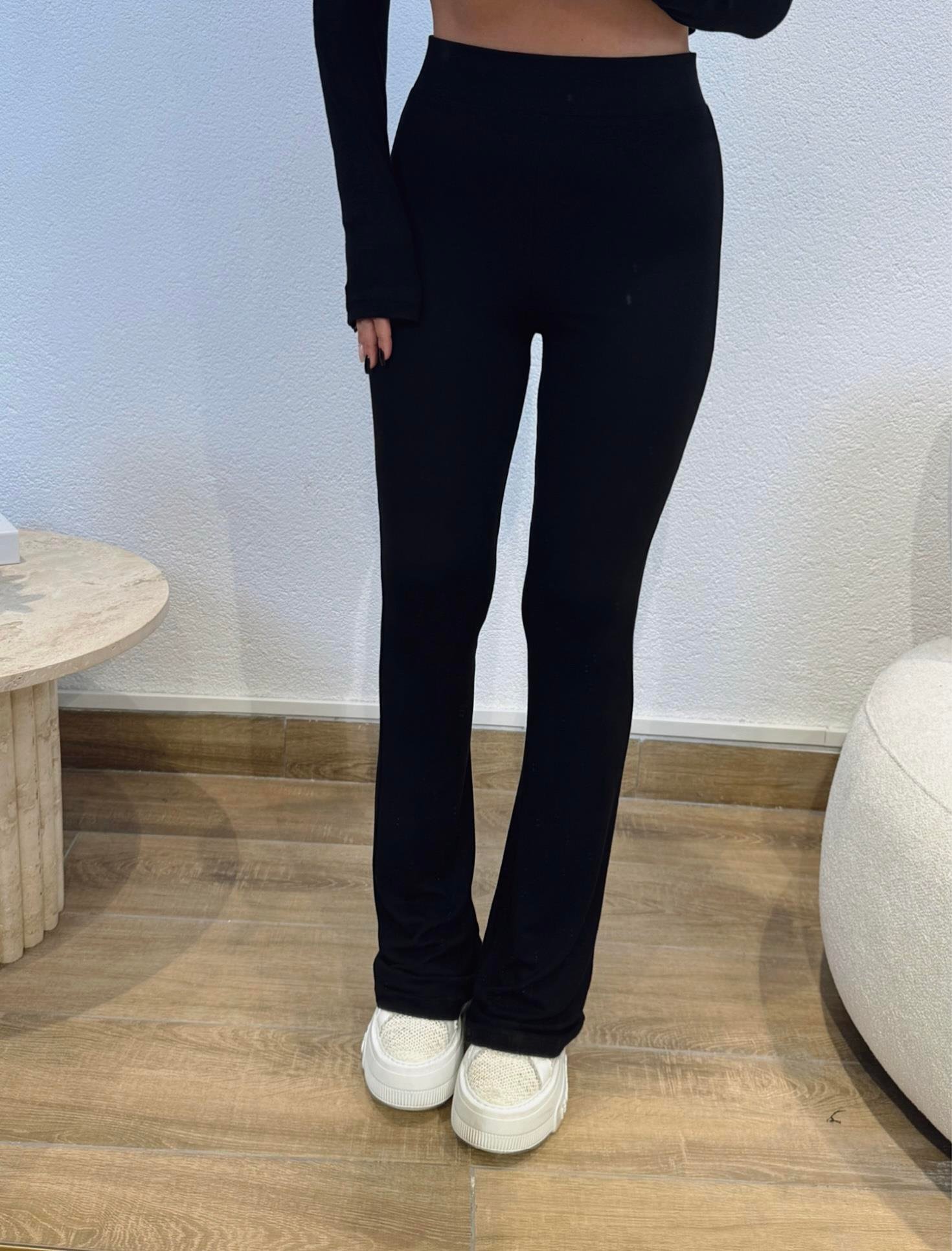 Pamuklu Crop&Pantolon Siyah Takım