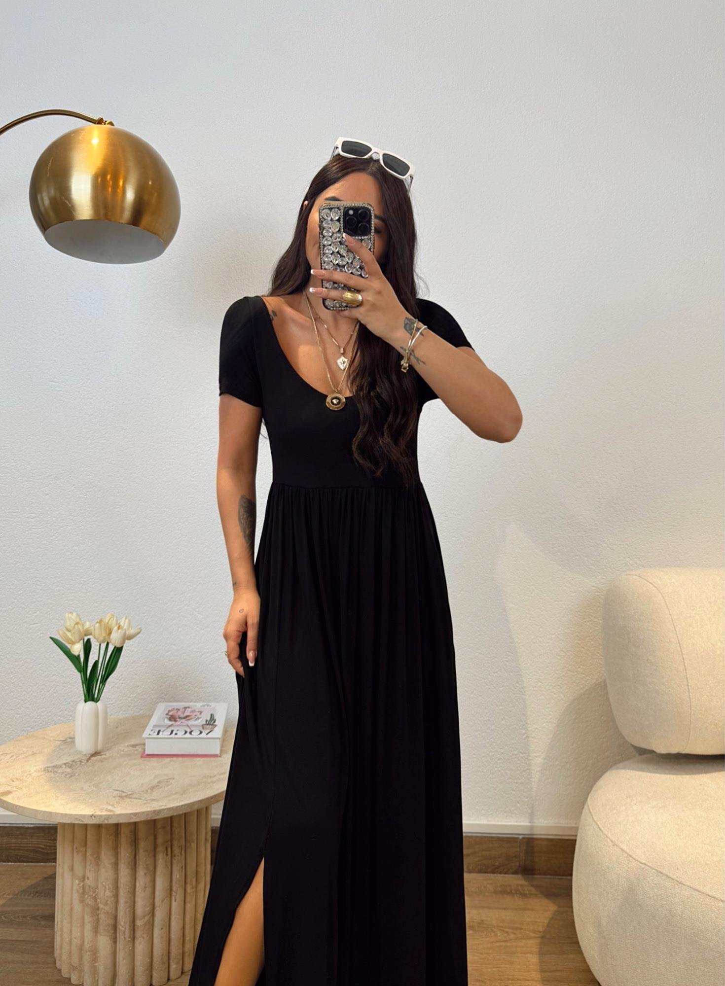 Pamuklu U Yaka Yırtmaçlı Basic Elbise