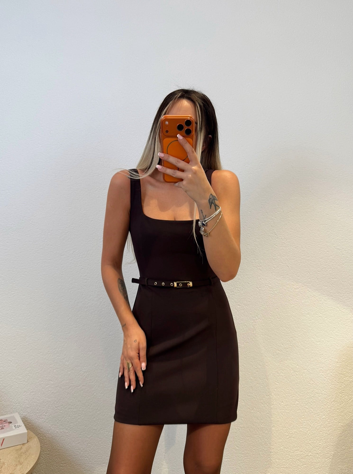 Premium Kalın Askılı Kemerli Kahve Mini Elbise