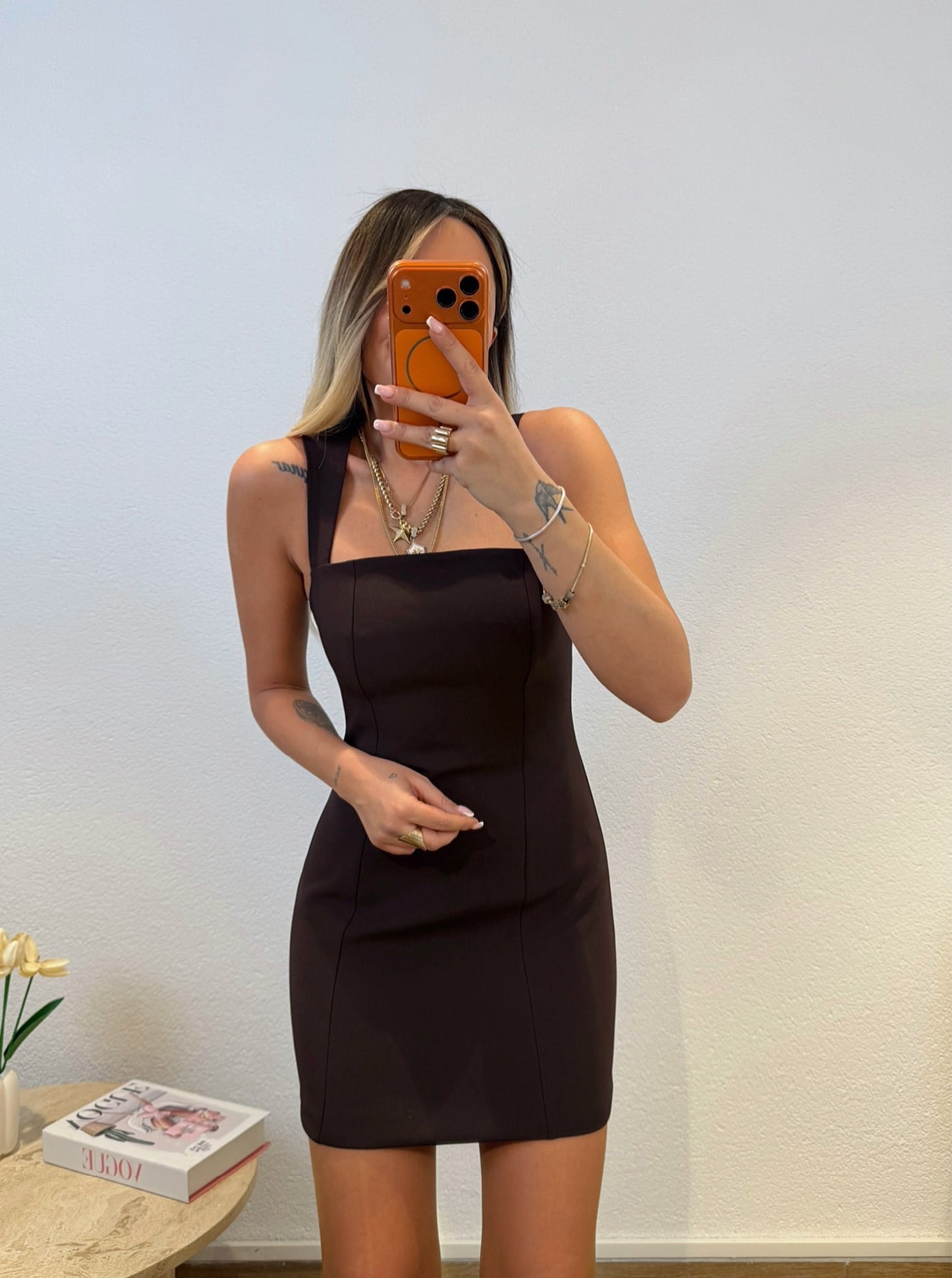 Premium Kare Yaka Kalın Askılı Kahve Mini Elbise
