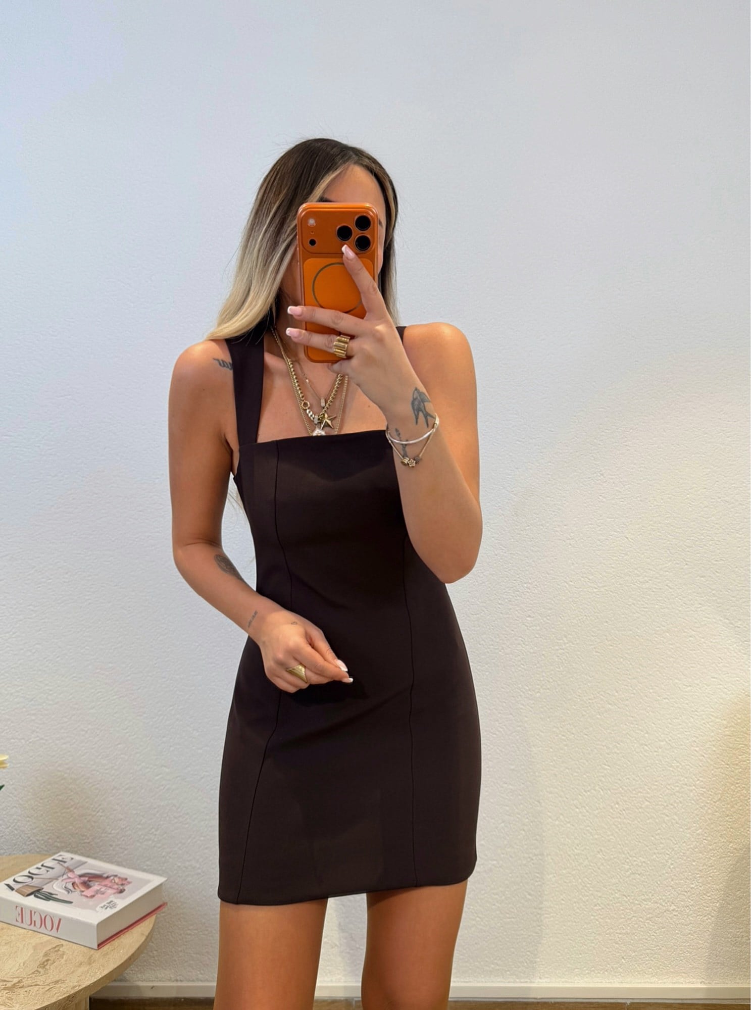 Premium Kare Yaka Kalın Askılı Kahve Mini Elbise