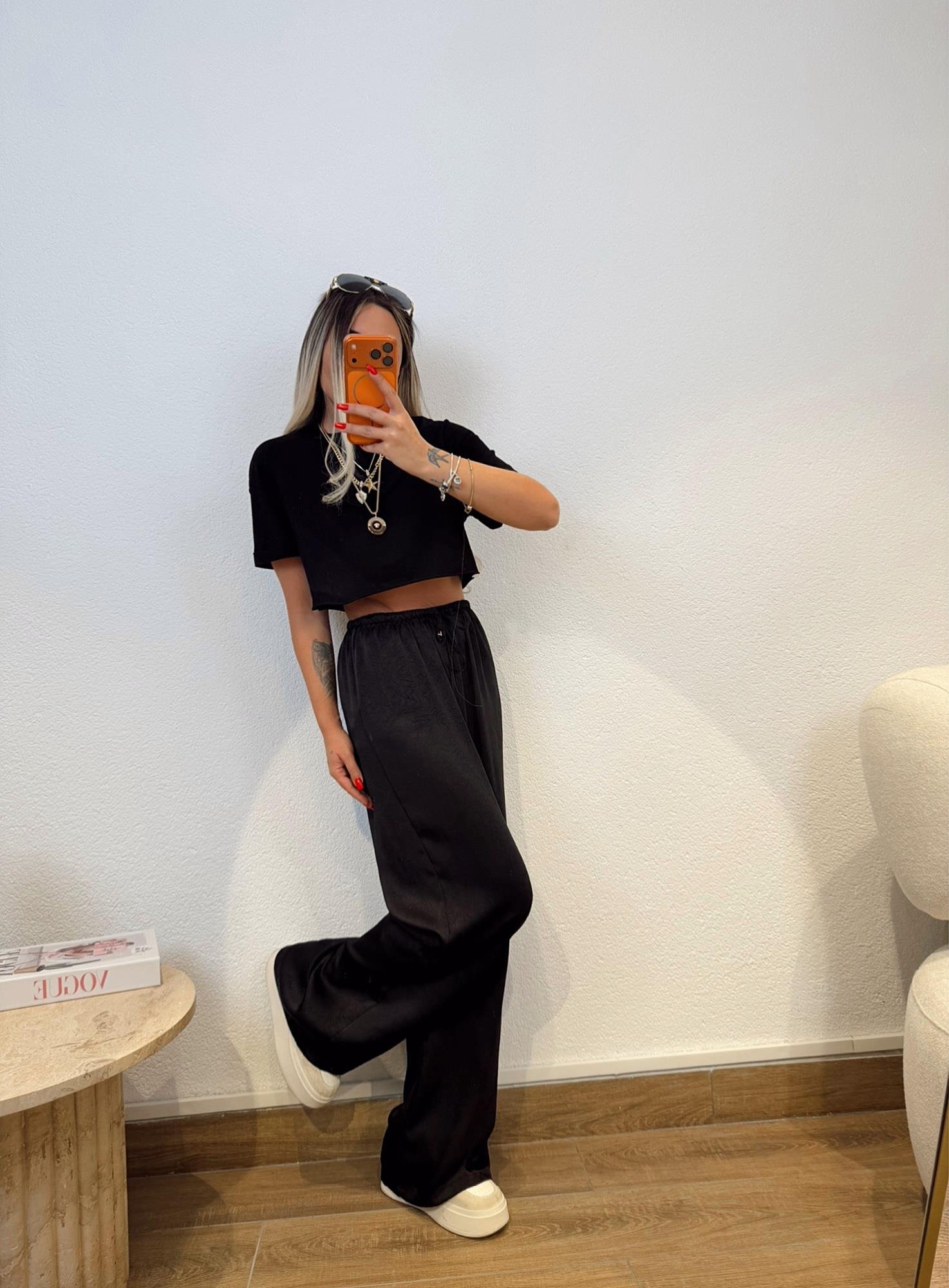 Premium Kendinden Desenli Saten Siyah Pantolon