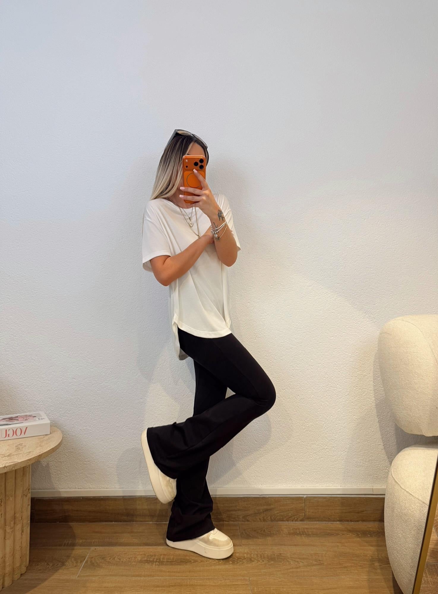 Premium Modal Dökümlü Beyaz Basic