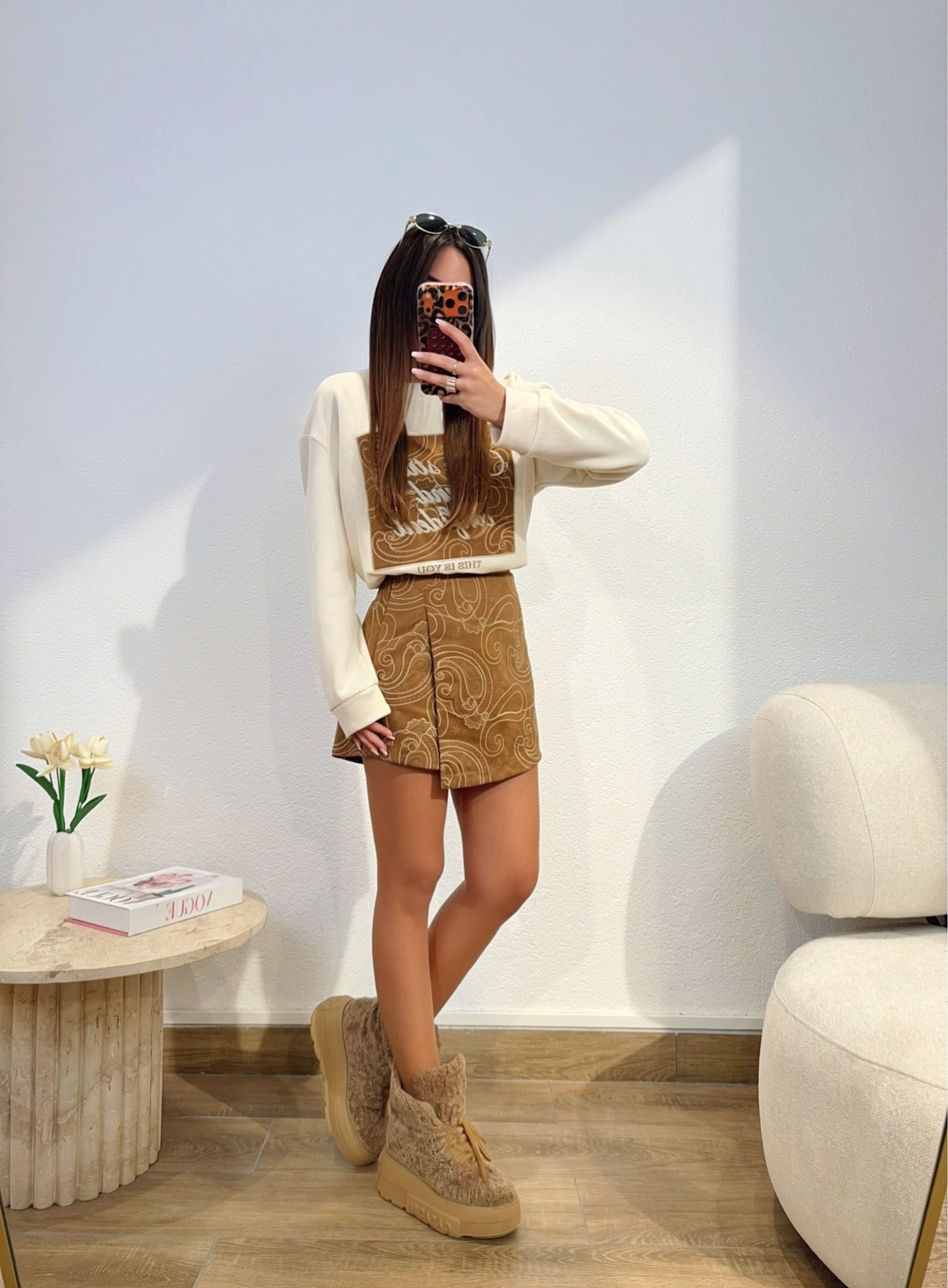 Premium Seri Kahve Nubuk Detay Sweatshirt