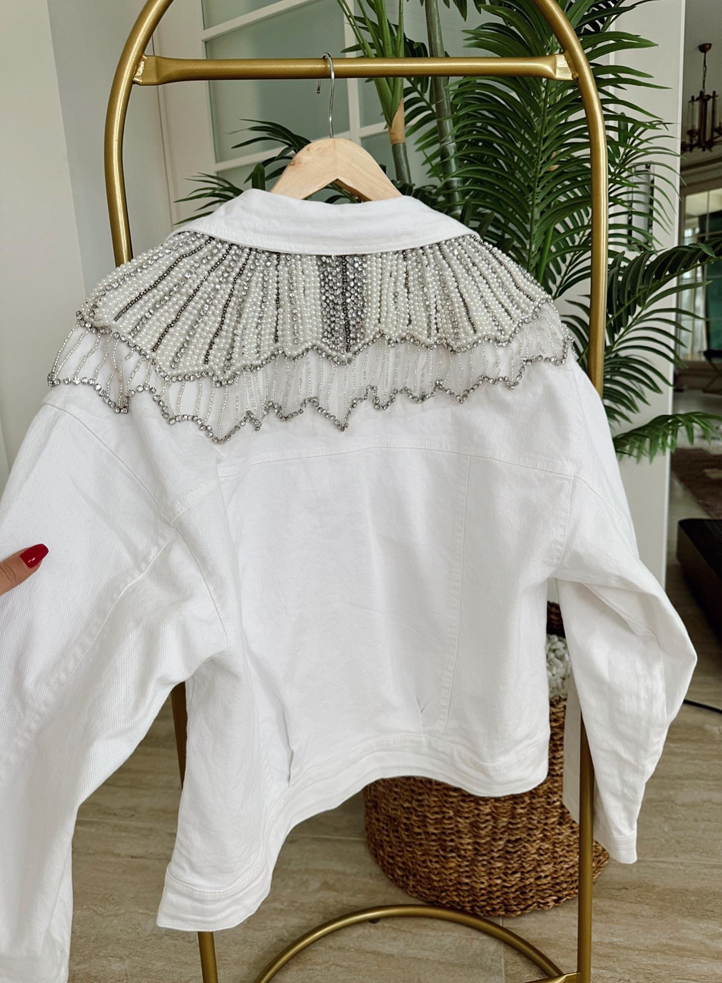 Premium Taşlı Beyaz Jean Ceket