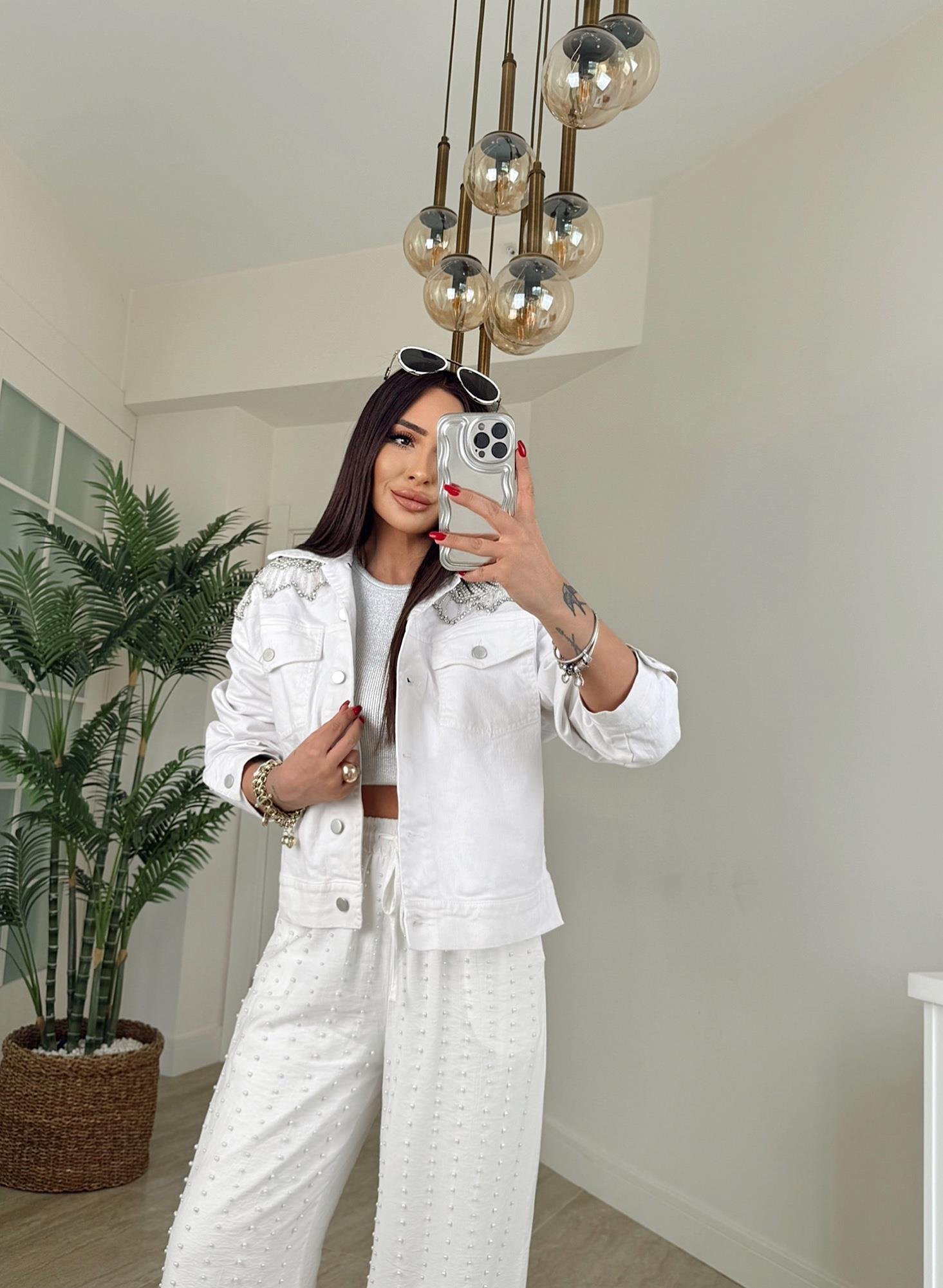 Premium Taşlı Beyaz Jean Ceket