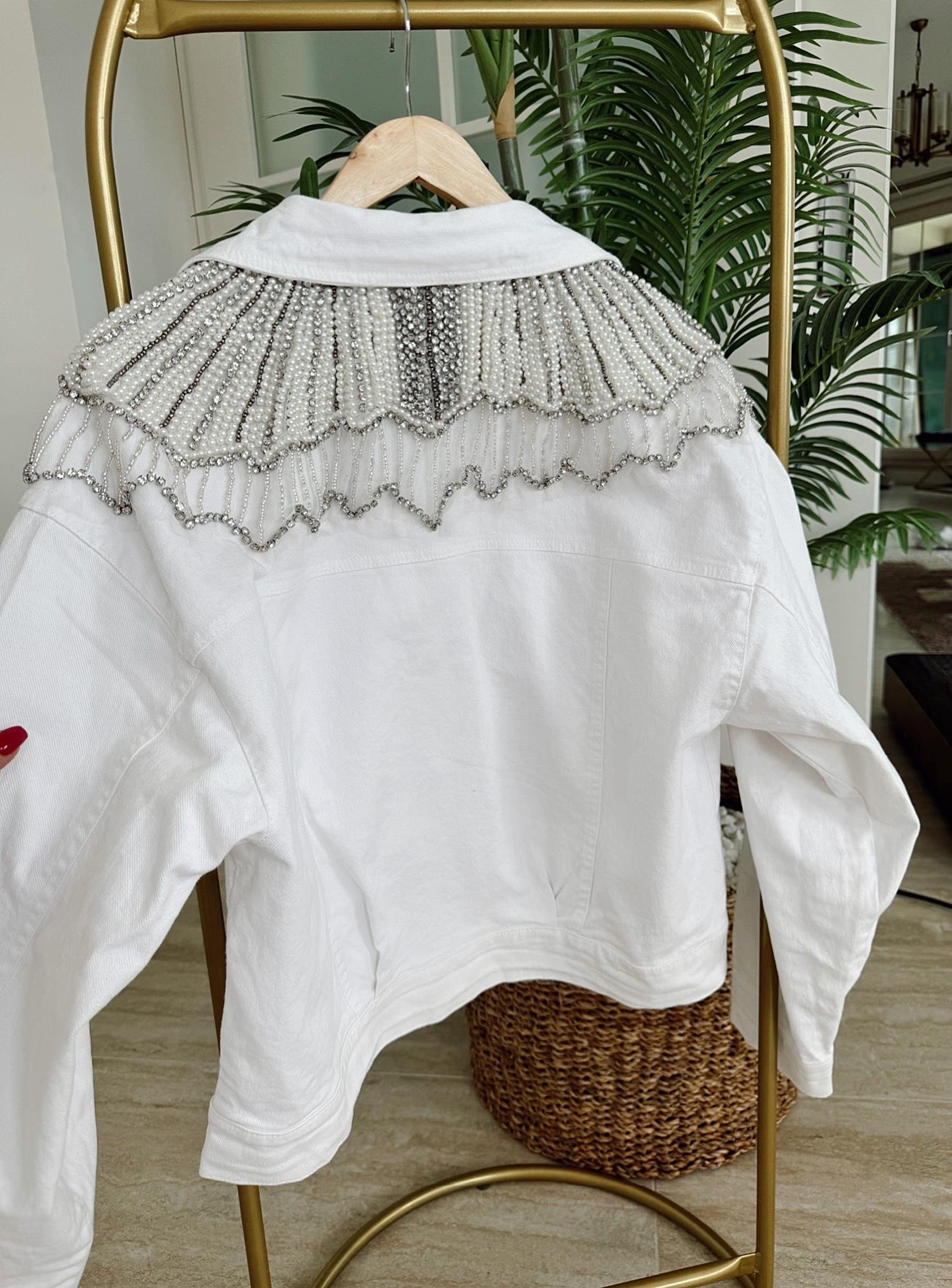 Premium Taşlı Beyaz Jean Ceket