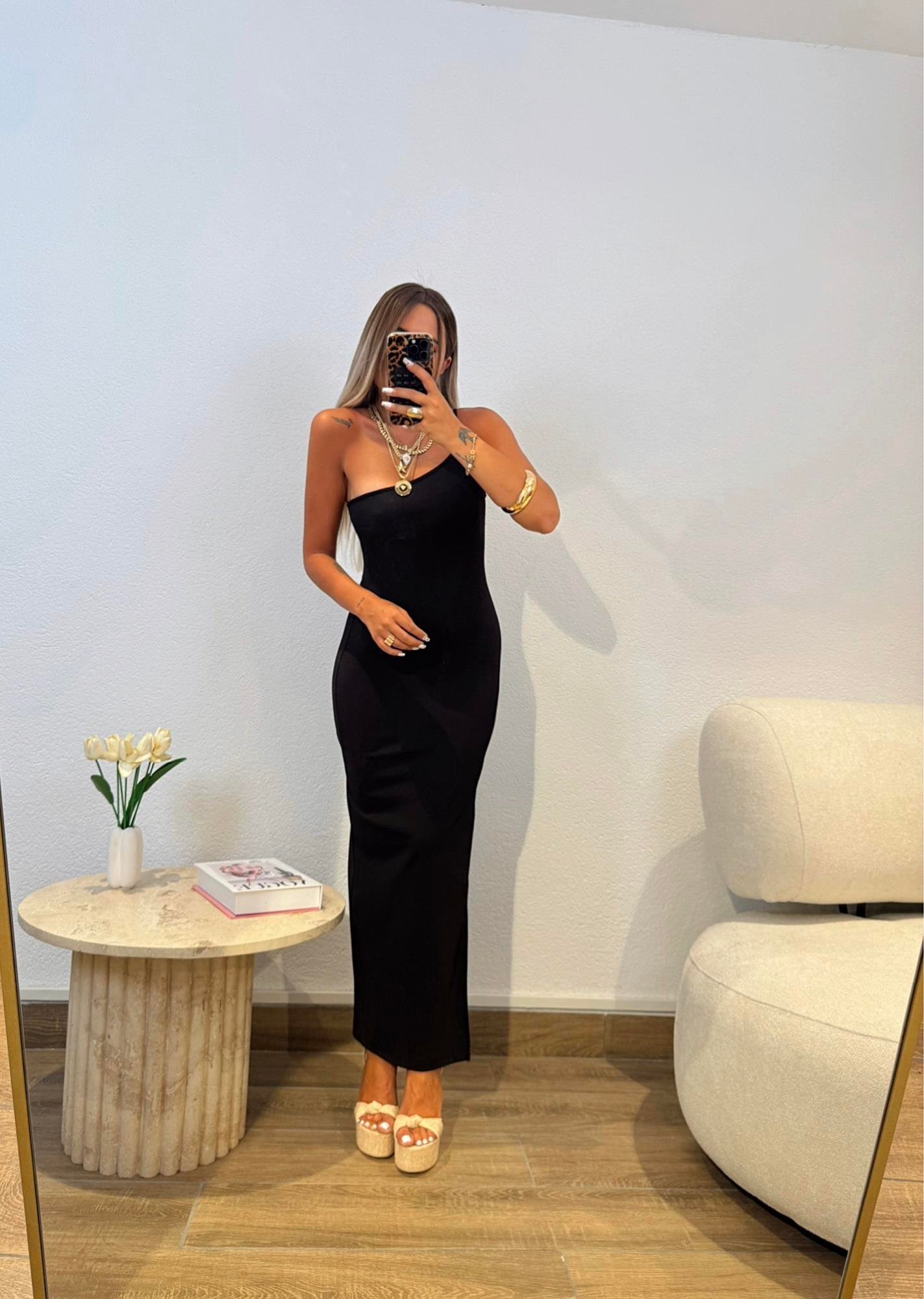 Premium Tek Omuz İp Askılı Siyah Midi Boy Elbise