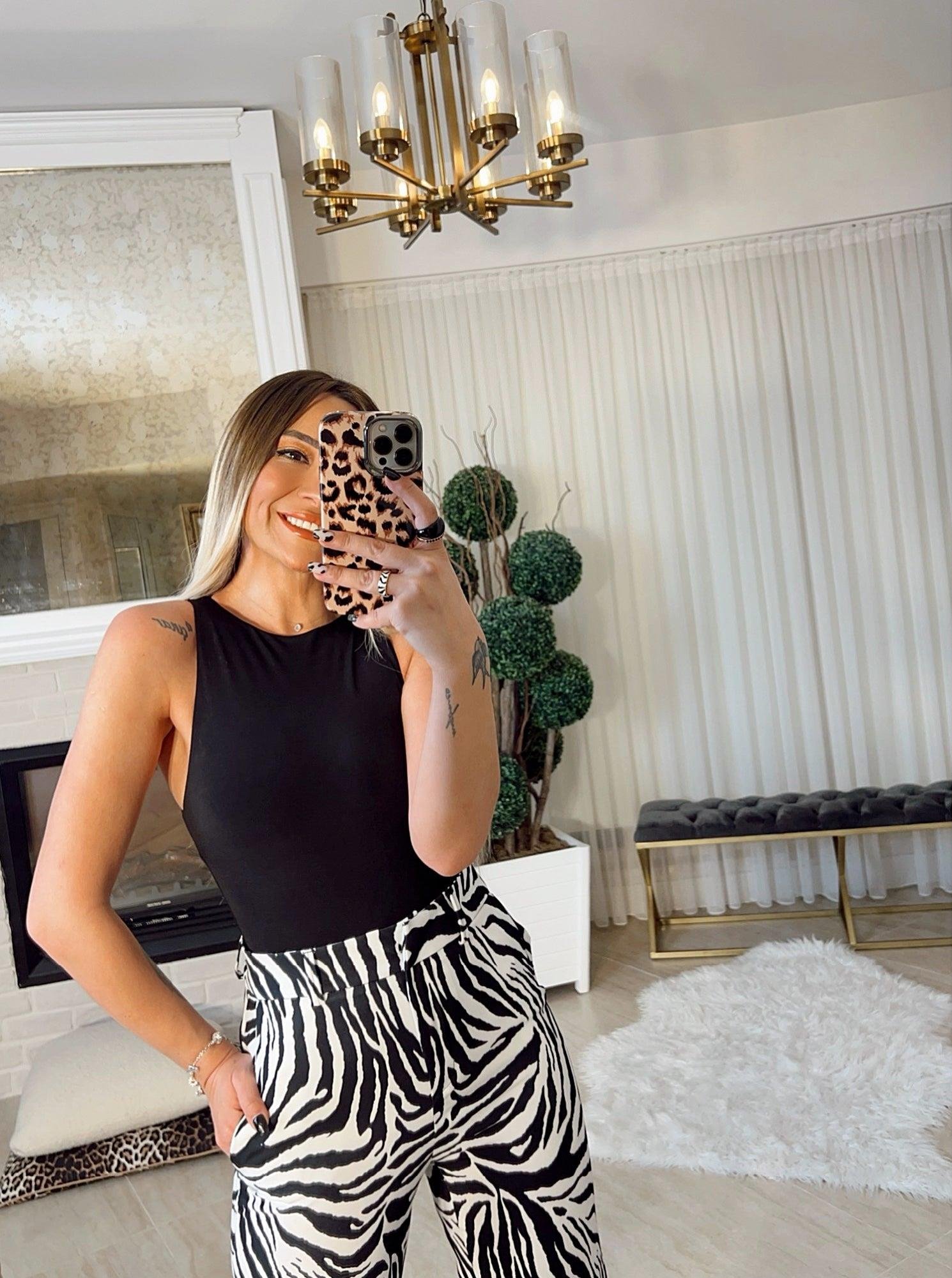 Sandy Kumaş Kolsuz Bodysuit