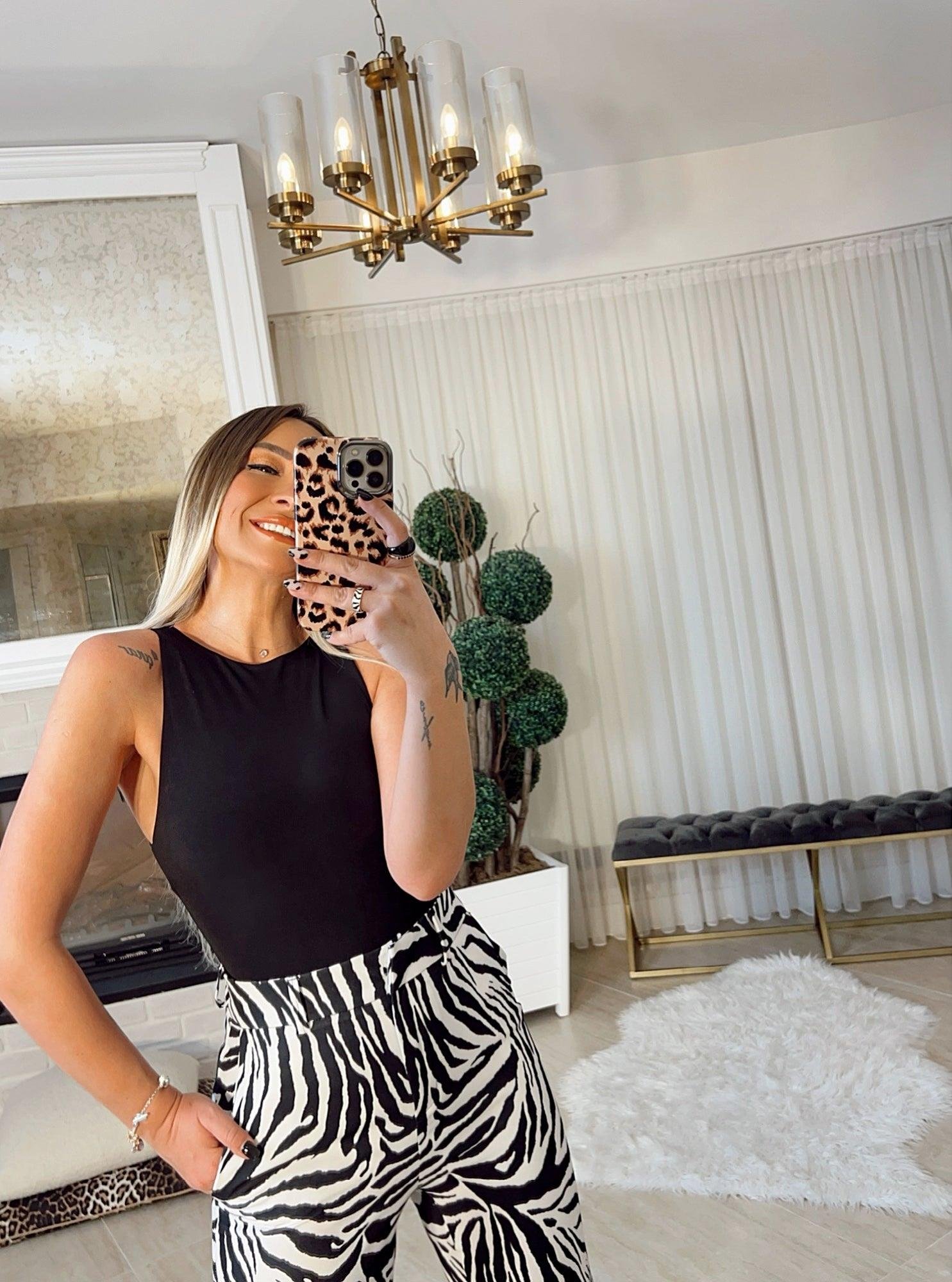 Sandy Kumaş Kolsuz Bodysuit