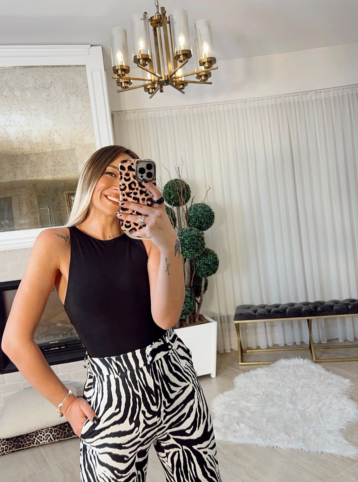 Sandy Kumaş Kolsuz Bodysuit