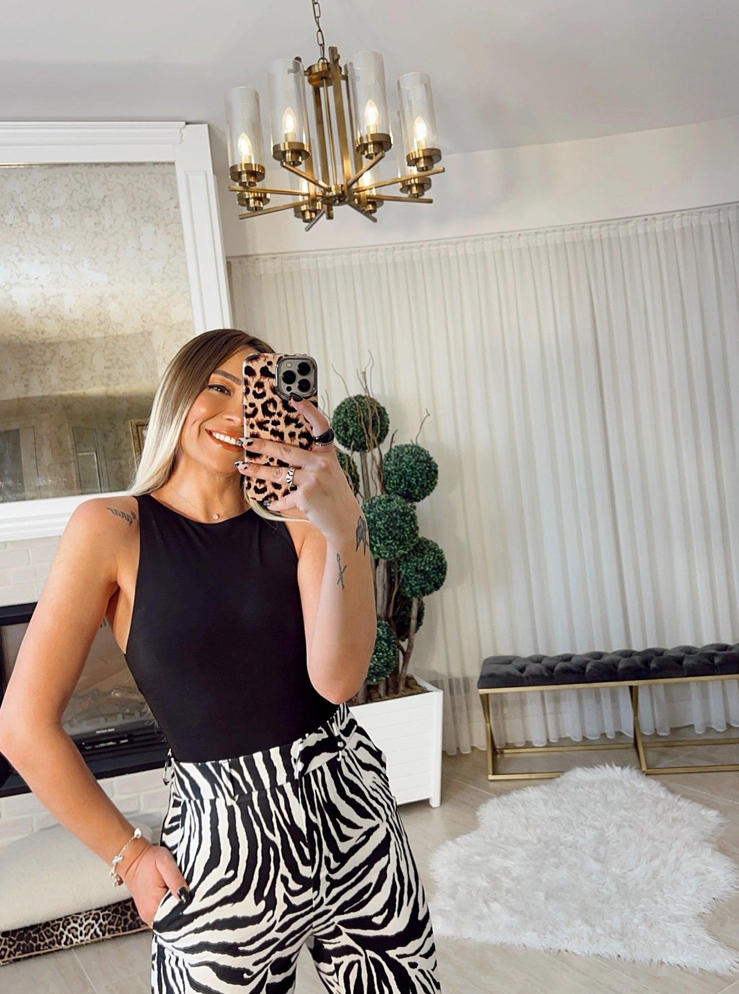 Sandy Kumaş Kolsuz Bodysuit