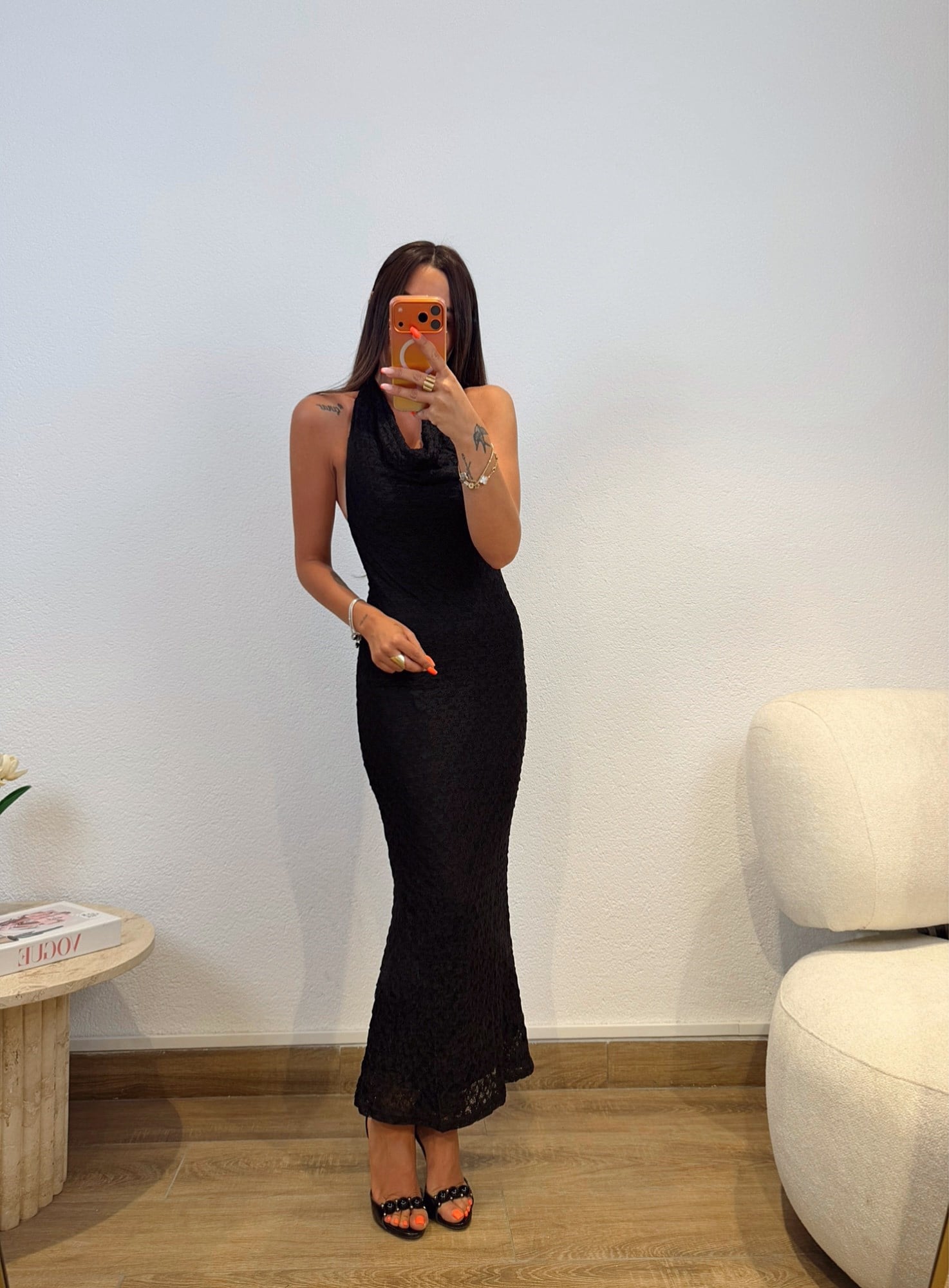 Sırt Dekolteli Degaje Yaka Siyah Dantel Midi Boy Elbise