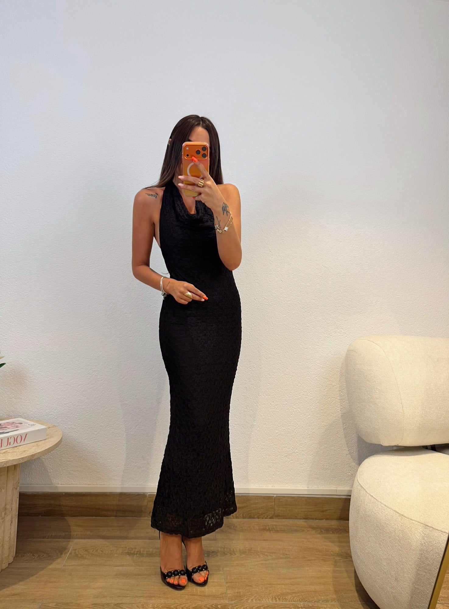 Sırt Dekolteli Degaje Yaka Siyah Dantel Midi Boy Elbise