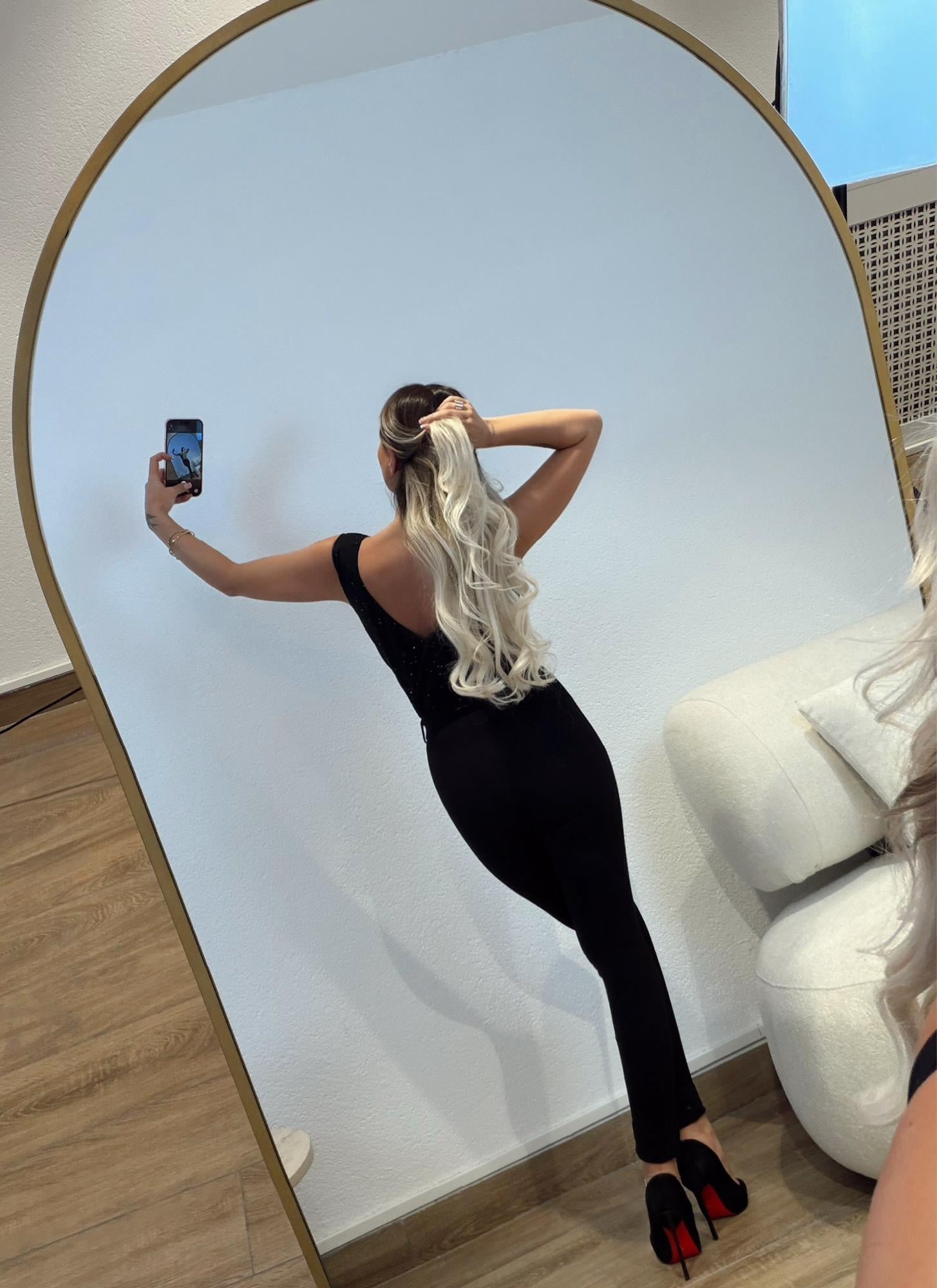 Sırt Dekolteli Simli Bodysuit