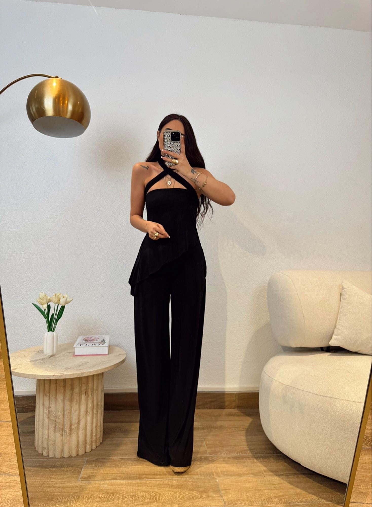 Siyah Asimetrik Fularlı Bluz-Pantolon Takım 