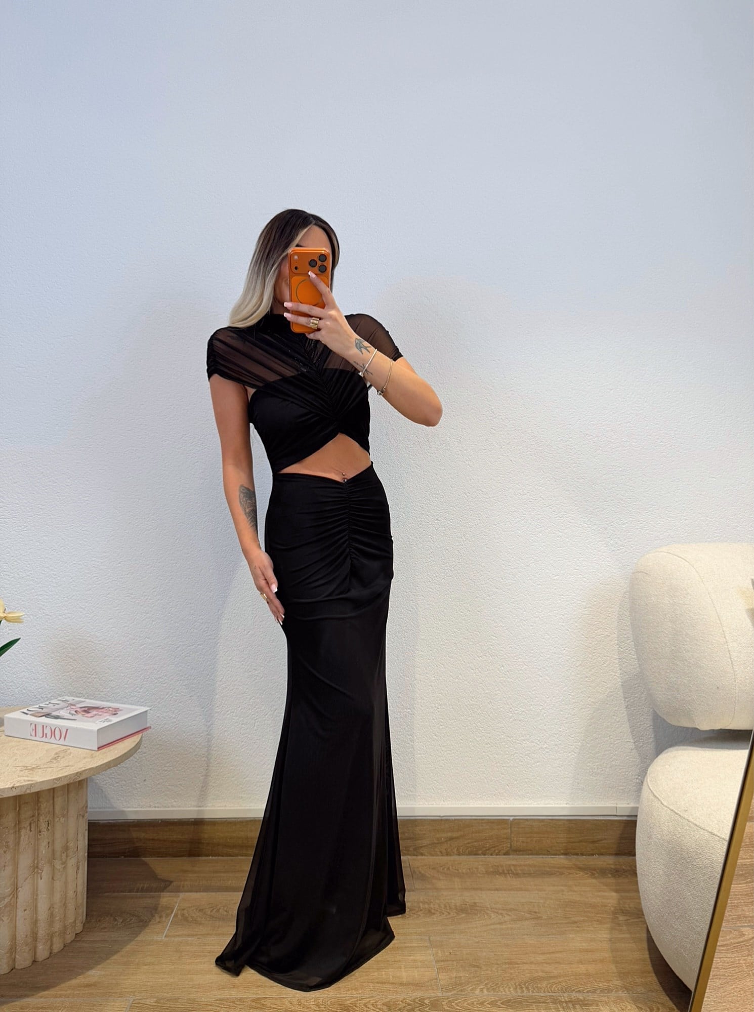 Siyah Bel Dekolteli Maxi Tül Elbise