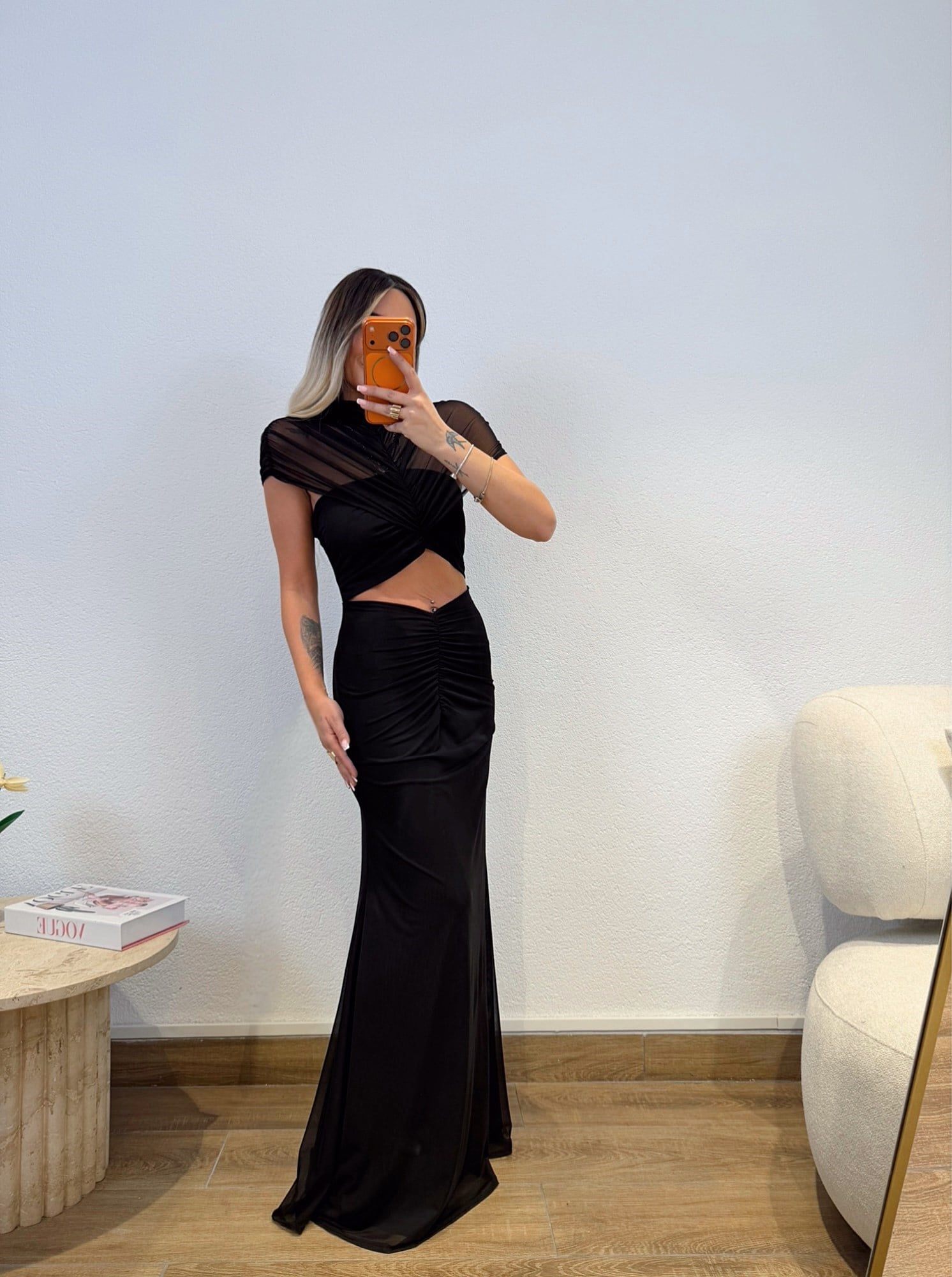 Siyah Bel Dekolteli Maxi Tül Elbise