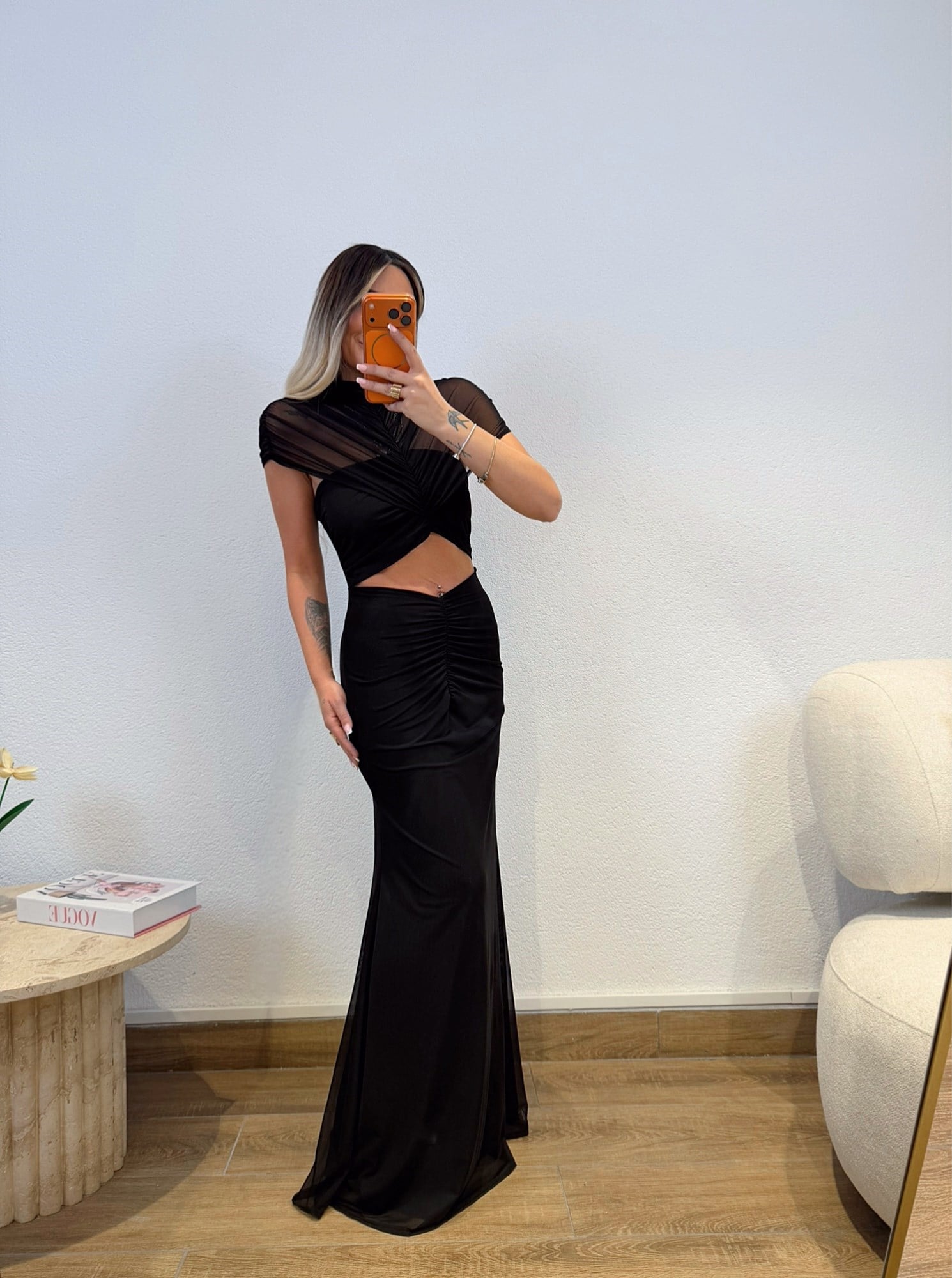 Siyah Bel Dekolteli Maxi Tül Elbise